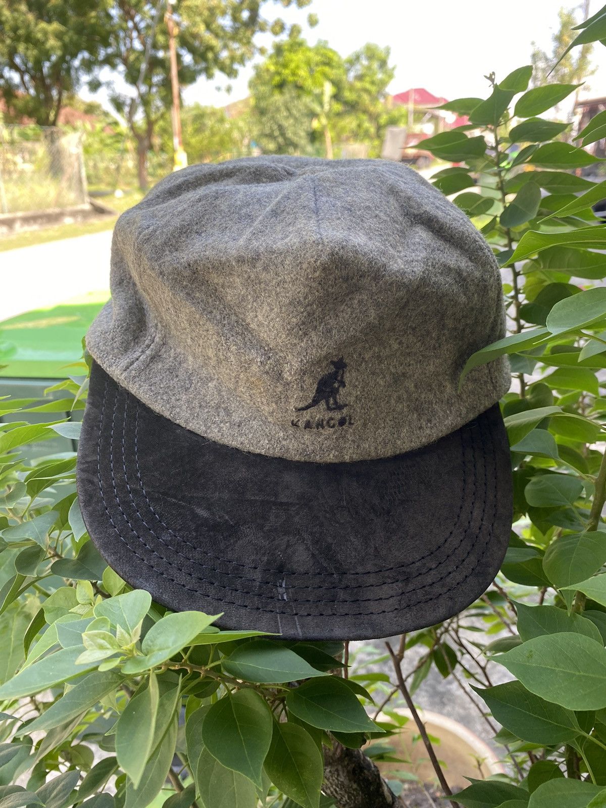 Kangol vintage kangol fullcap adjustable center logo Size ONE SIZE - 1 Thumbnail