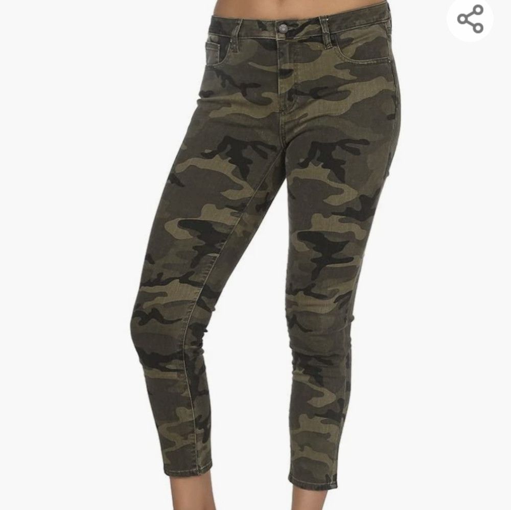 Miss Me Ankle Skinny Camo Jeans Size 25