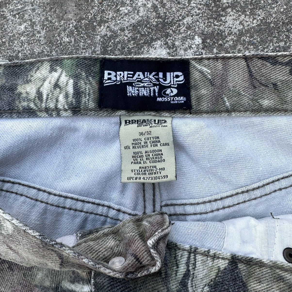 Realtree Crazy Vintage Carhartt Style Realtree Camo Double Knee Size US 37 - 5 Thumbnail