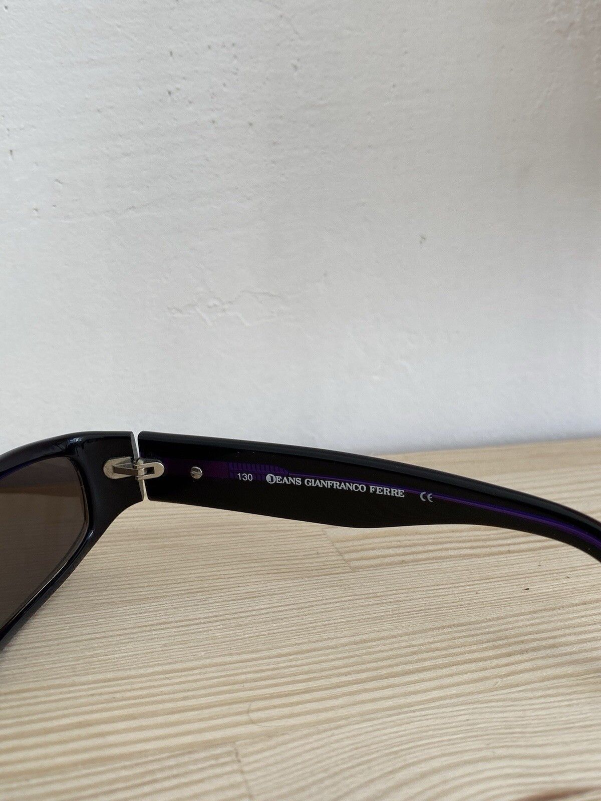 Gianfranco Ferre Vintage Gianfranco Ferre Unisex Sunglasses Shades GFJ 18/S Size ONE SIZE - 7 Thumbnail