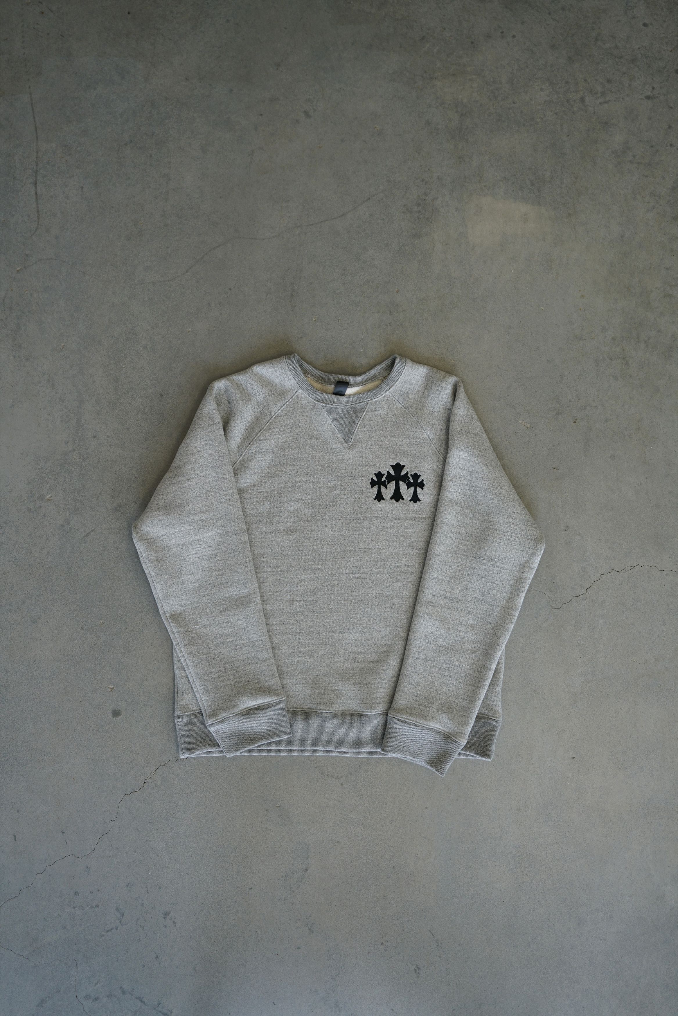 スウェット・トレーナー Chrome Hearts Triple Cross CH Logo Crewneck Chrome Hearts Triple Cross CH Embroidered Sweatshirt - SRM