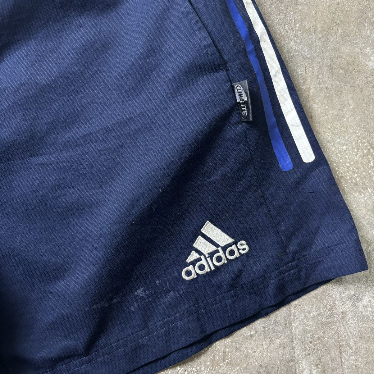 Adidas × Vintage VINTAGE ADIDAS FRANCE SHORTS Size US 34 / EU 50 - 3 Thumbnail