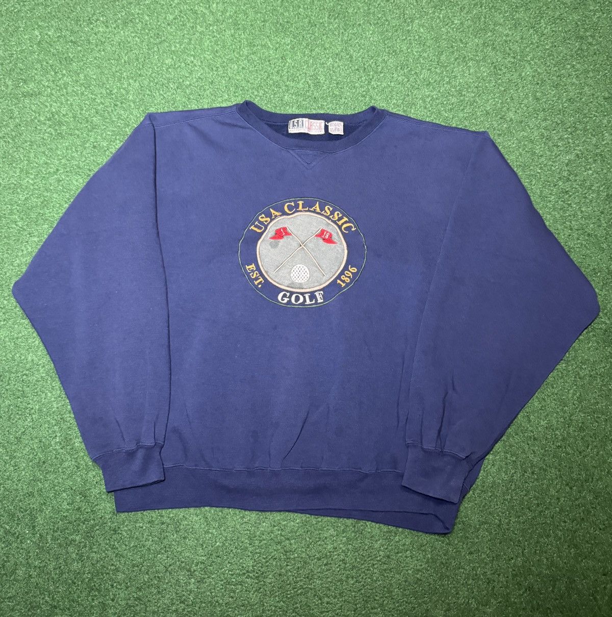 Vintage Vintage 90s USA Classic Golf Large Blue Crewneck Sweatshirt Size US L / EU 52-54 / 3 - 1 Thumbnail