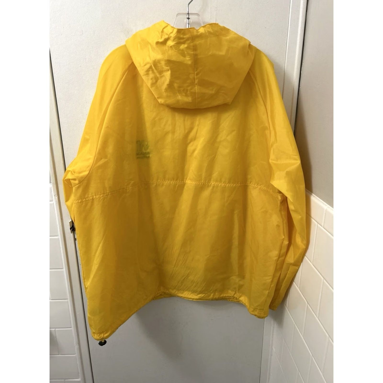 Vintage Harriton Windbreaker Jacket Mens L Yellow MIT MBA Finance Track Anorak Pullover Size US L / EU 52-54 / 3 - 7 Thumbnail