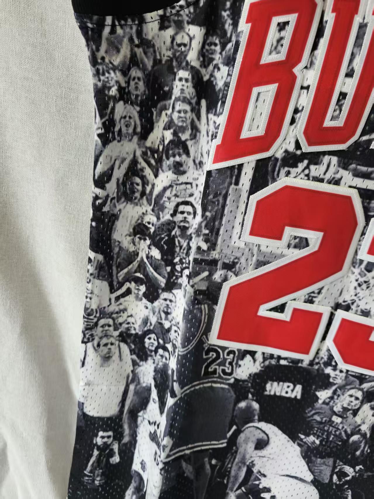 NBA Chicago Bulls 23 Michael Jordan Jersey Size US XL / EU 56 / 4 - 5 Thumbnail