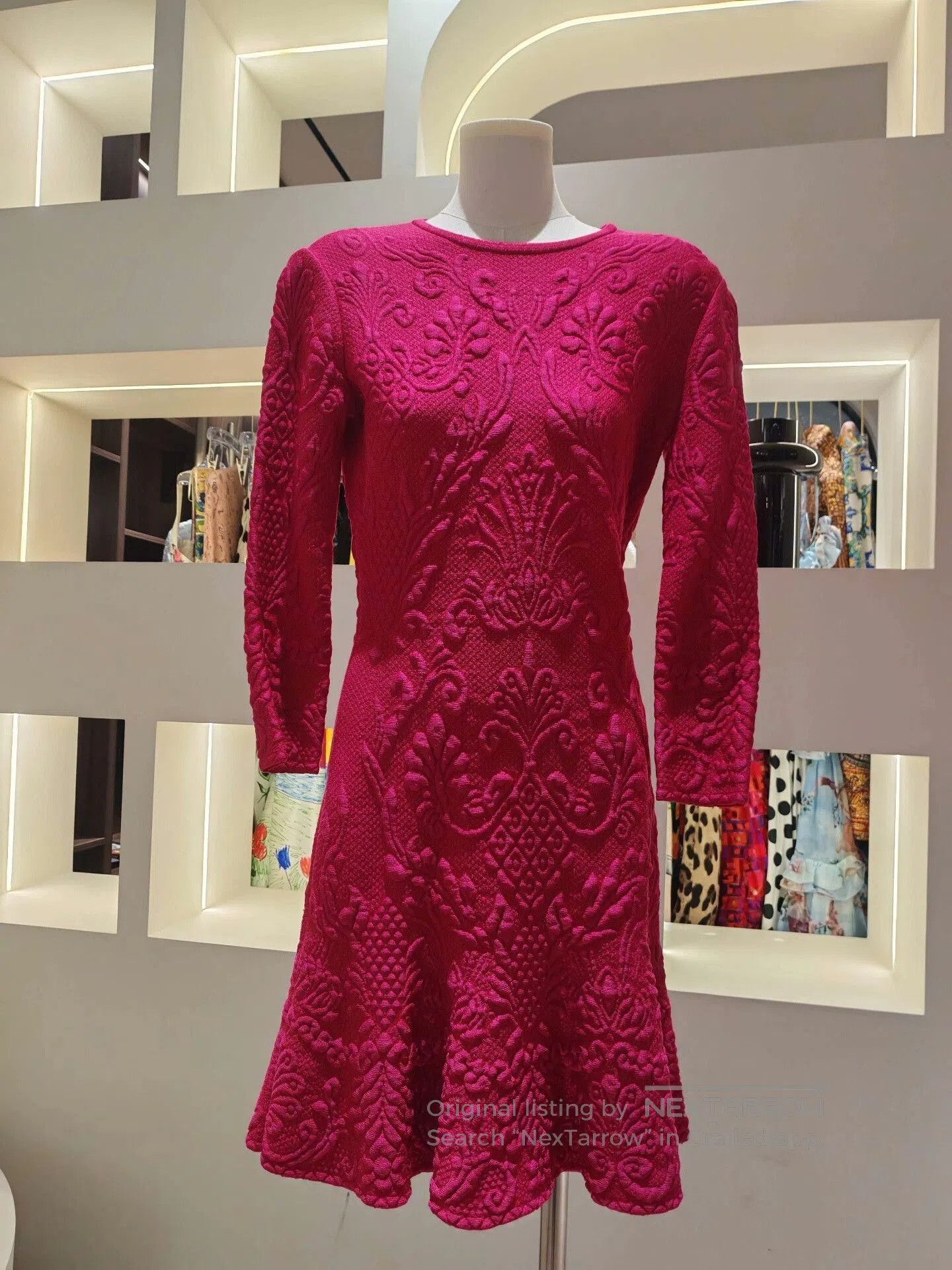 Alexander McQueen Alexander McQueen Pink 3D Floral Dress. Size S / US 4 / IT 40 - 1 Thumbnail