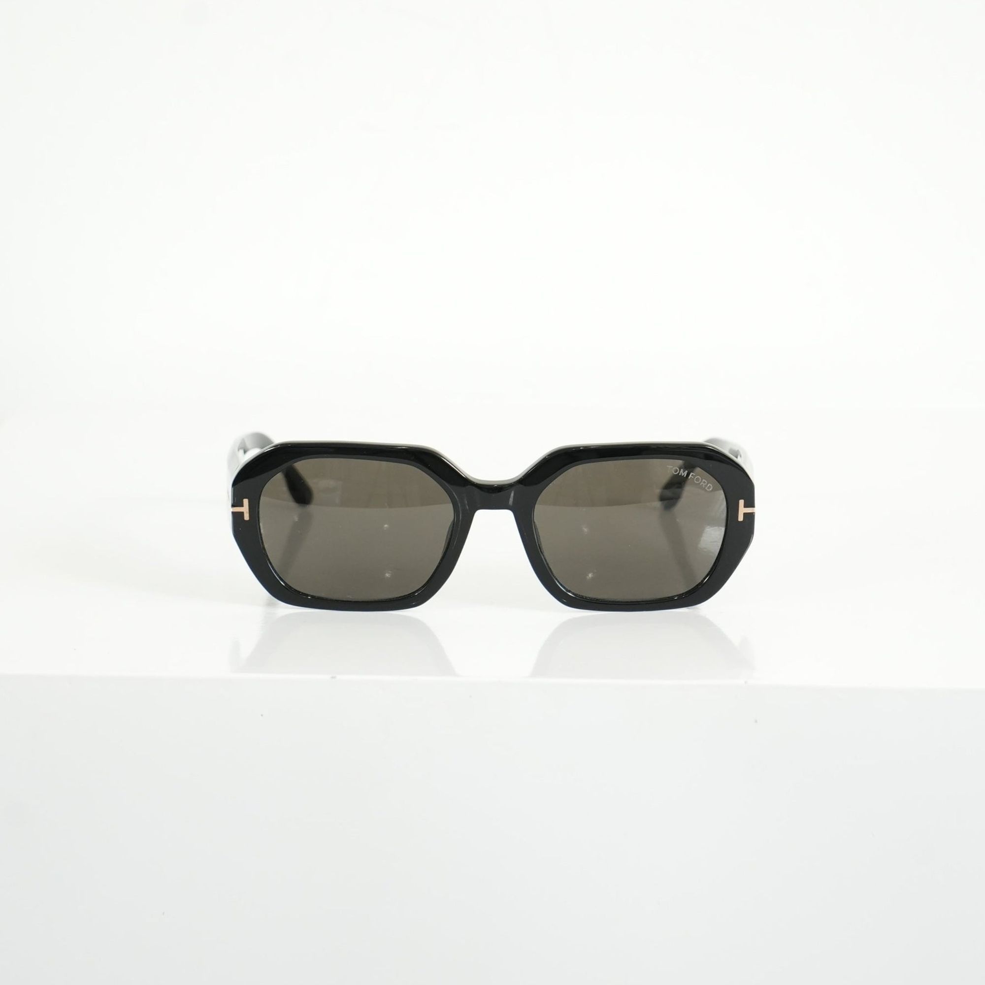 NEW TOM FORD SUNGLASSES, TF1196 01A BLACK WOMEN EYEWEAR FT1196/S 01A Tom Ford Icon Collection TF1236 01A Sunglasses - US main image 2