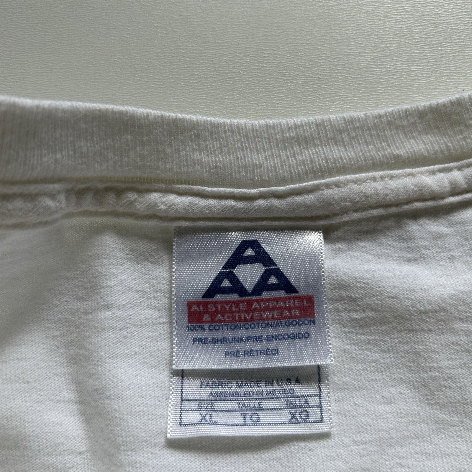 Vintage Vintage Y2K Formula One T-Shirt XL Y2K F1 Racing Art White Size US XL / EU 56 / 4 - 5 Thumbnail