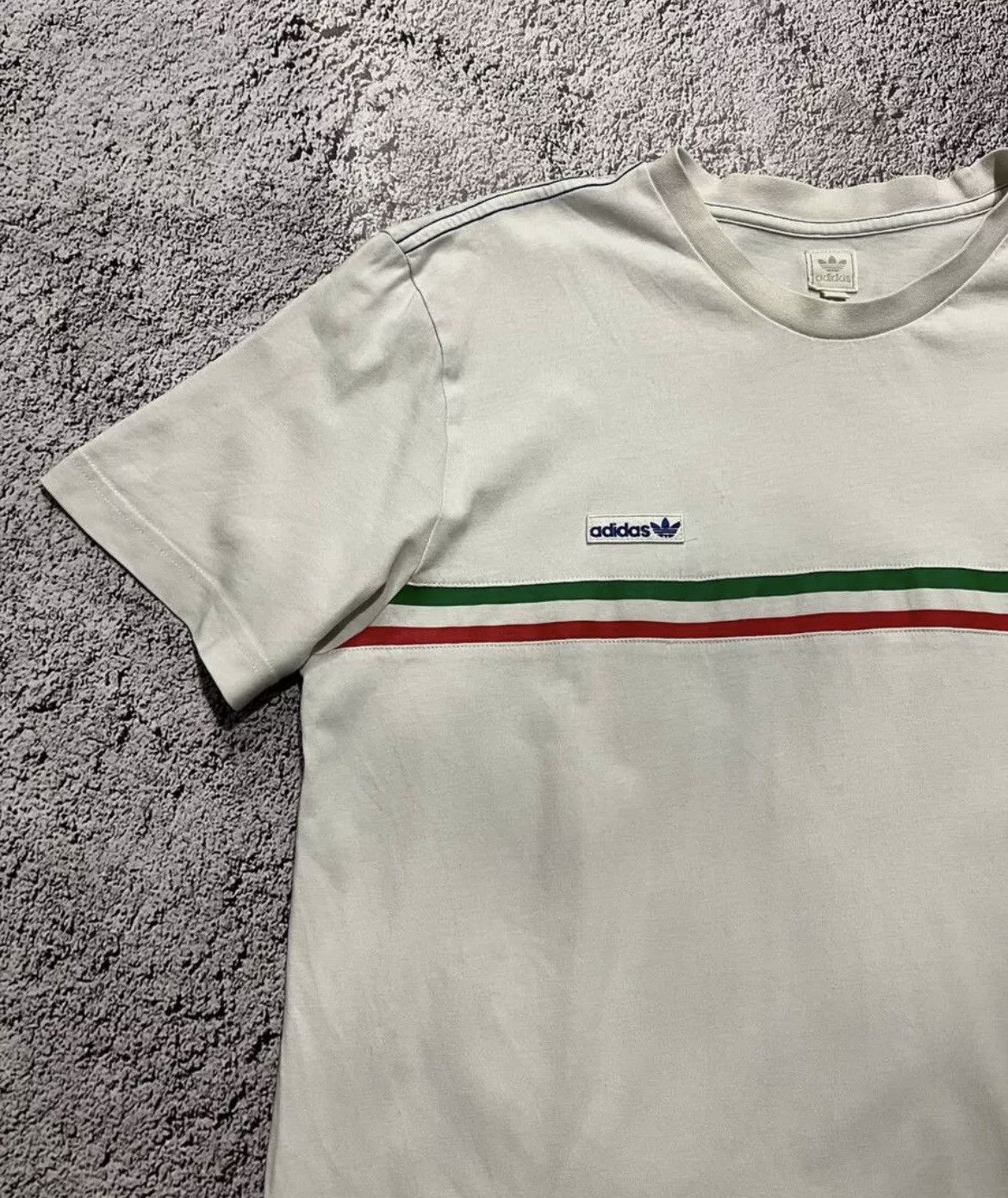Adidas × Vintage Adidas Italy Retro T-Shirt Soccer Football Size L Size US L / EU 52-54 / 3 - 2 Thumbnail