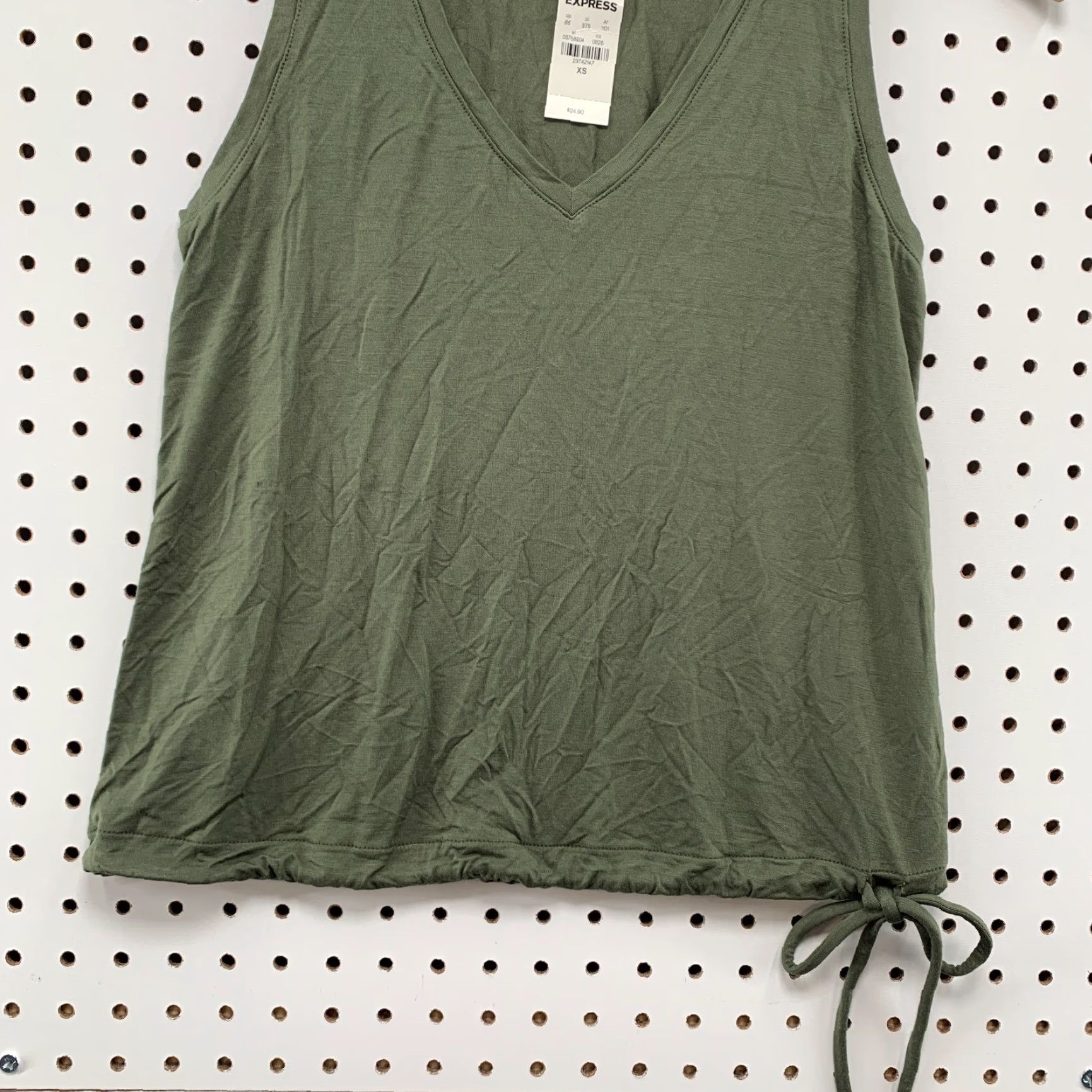 Express VINTAGE Express Blouse Womens V-Neck Sleeveless XS Green Solid Basic NWT Size XS / US 0-2 / IT 36-38 - 5 Thumbnail