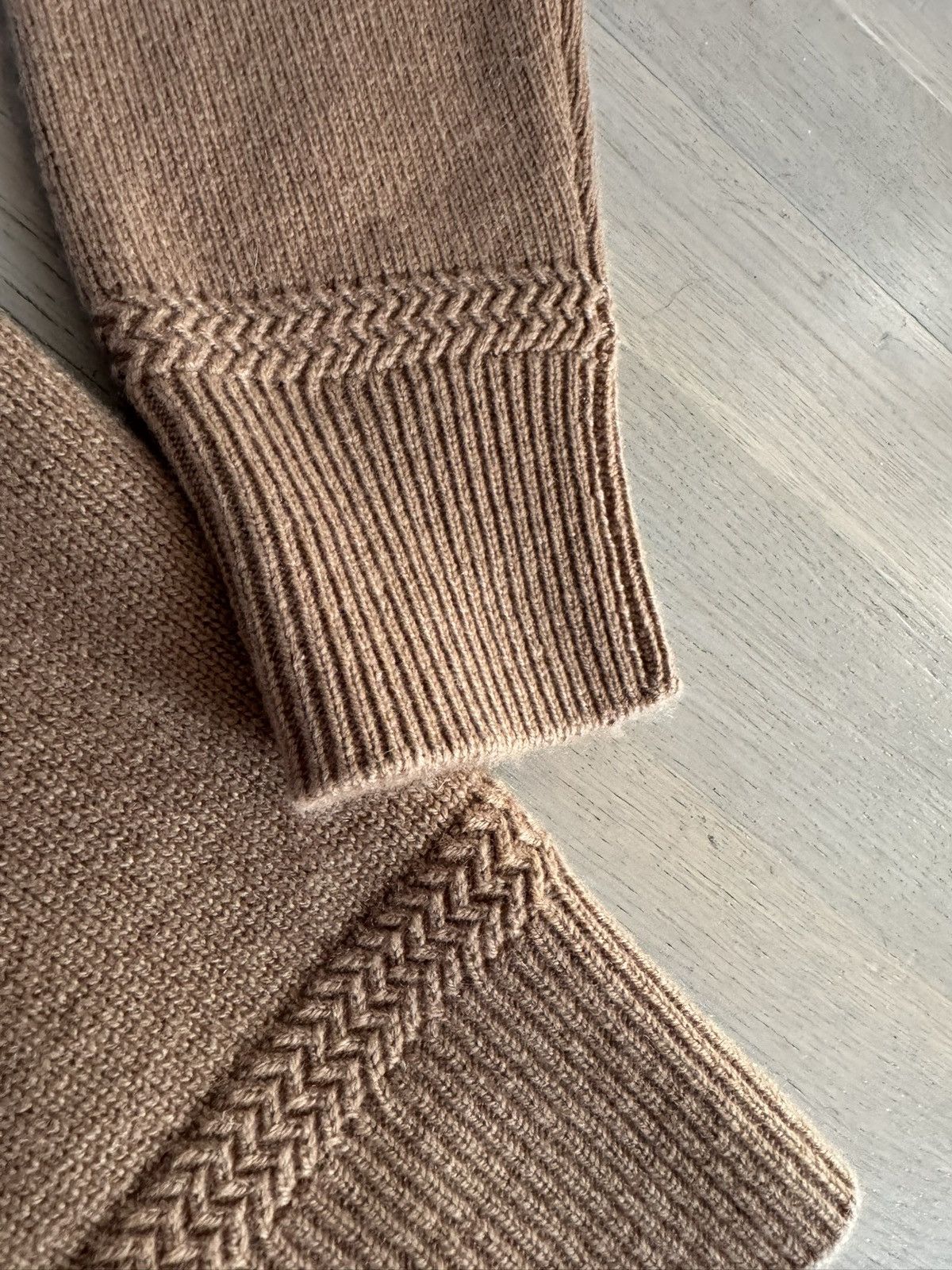 Burberry BURBERRY cashmere jumper SEE PHOTOS FOR REAL TAPE MEASUREMEN Size US S / EU 44-46 / 1 - 5 Thumbnail