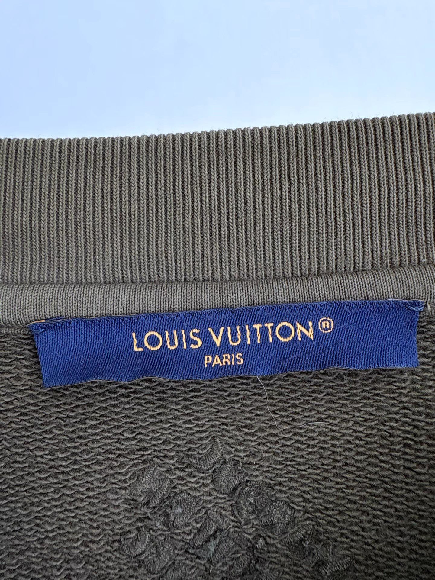 Louis Vuitton LV Pharrell Williams Rivet Sweatshirt K1 Size US XL / EU 56 / 4 - 5 Thumbnail