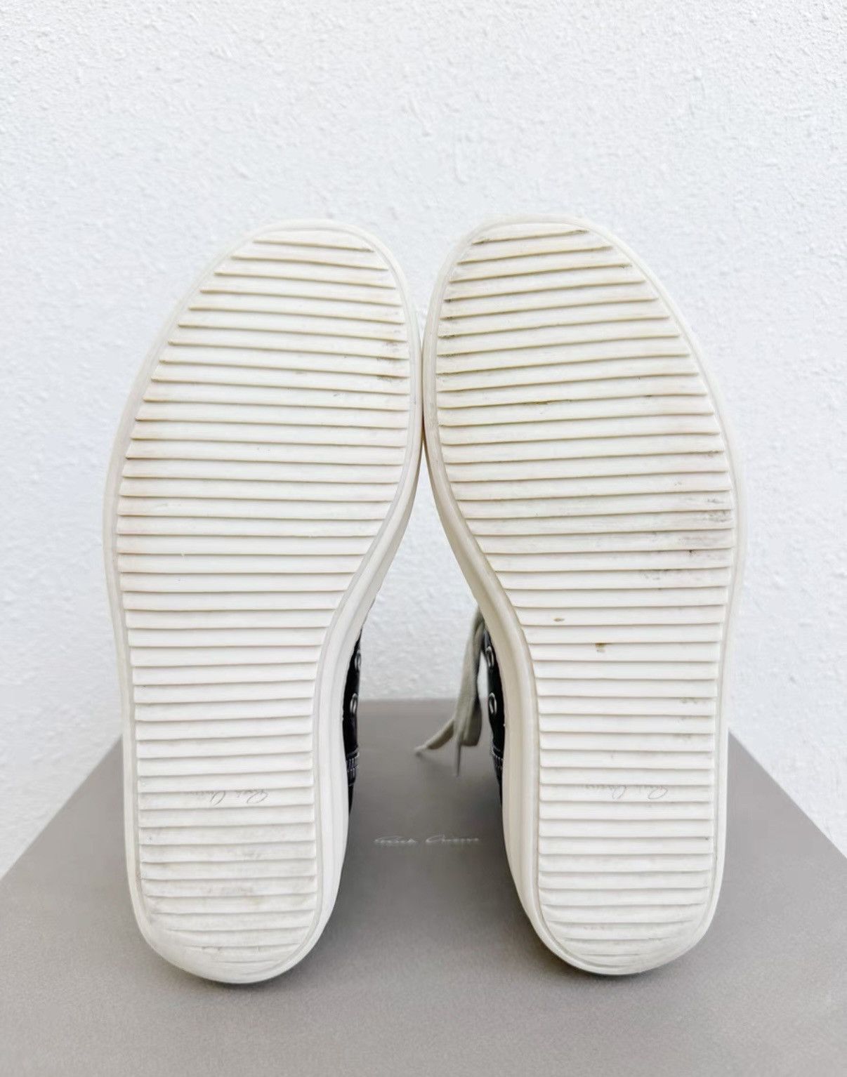 Rick Owens Rick Owens Mainline High-Top Black & White Patent Leather Size US 7 / EU 40 - 9 Thumbnail