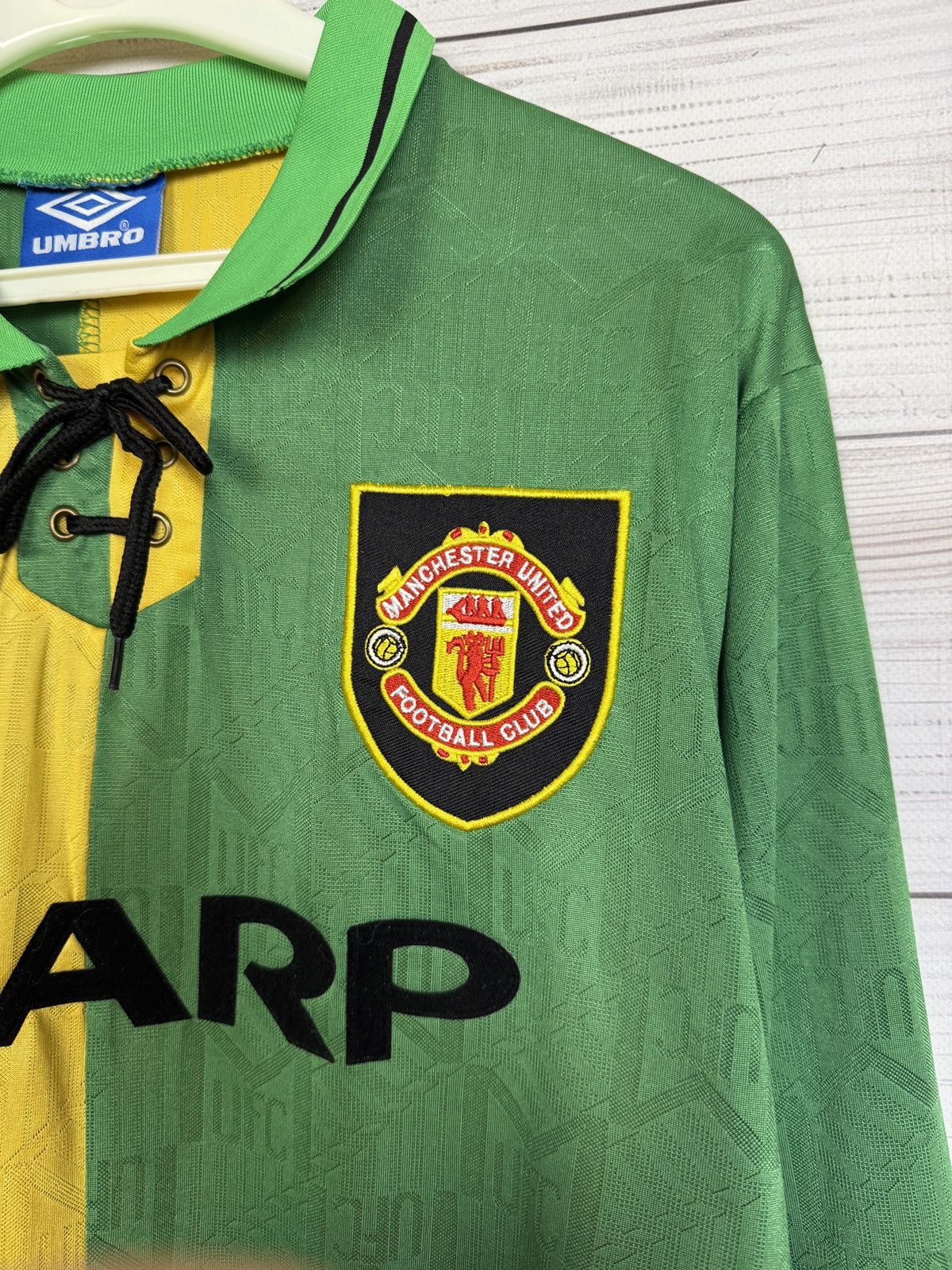 Umbro Umbro Sharp Manchester United White Soccer Jersey Longsleeve Size US L / EU 52-54 / 3 - 5 Thumbnail