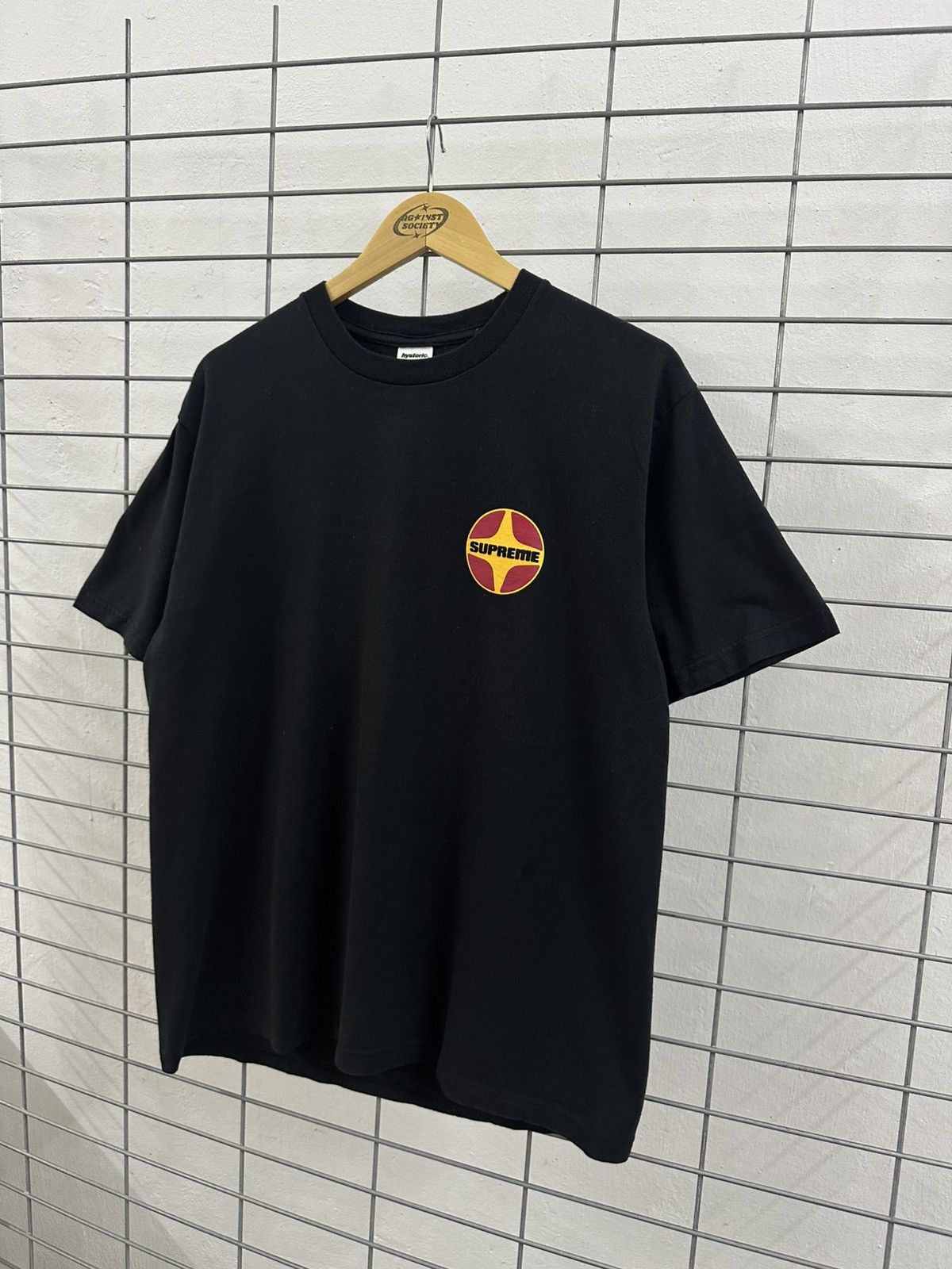 Hysteric Glamour × Supreme Supreme X Hysteric Glamour Pin Up Tee Size US M / EU 48-50 / 2 - 3 Thumbnail