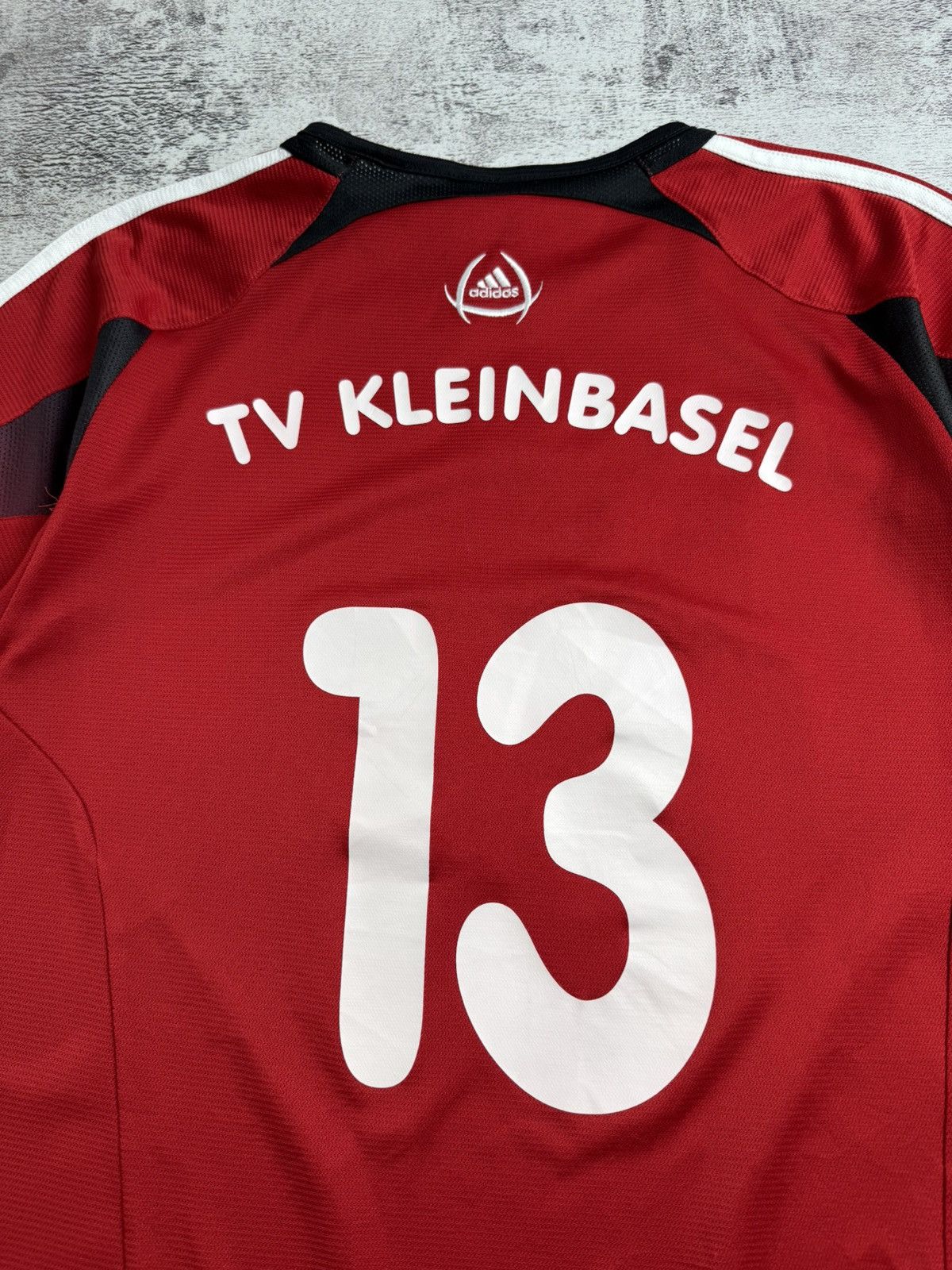 Adidas TV Kleinbasel Handball Memorabilia Adidas #13 Red Black Jersey Kit T Shirt Size US S / EU 44-46 / 1 - 16 Thumbnail