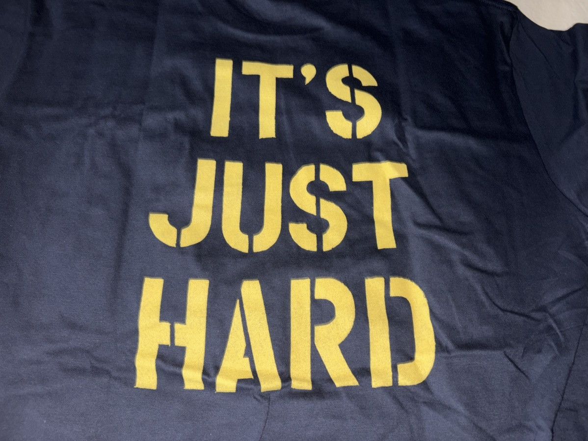 Supreme Supreme Hard Tee Navy Size US XL / EU 56 / 4 - 2 Thumbnail