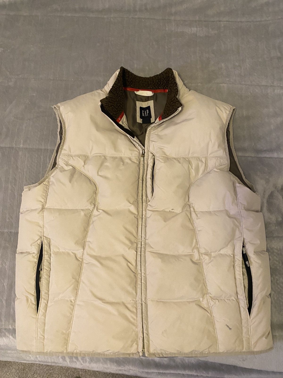Gap × Vintage Vintage Gap Cream Puffer Vest Size US L / EU 52-54 / 3 - 1 Thumbnail