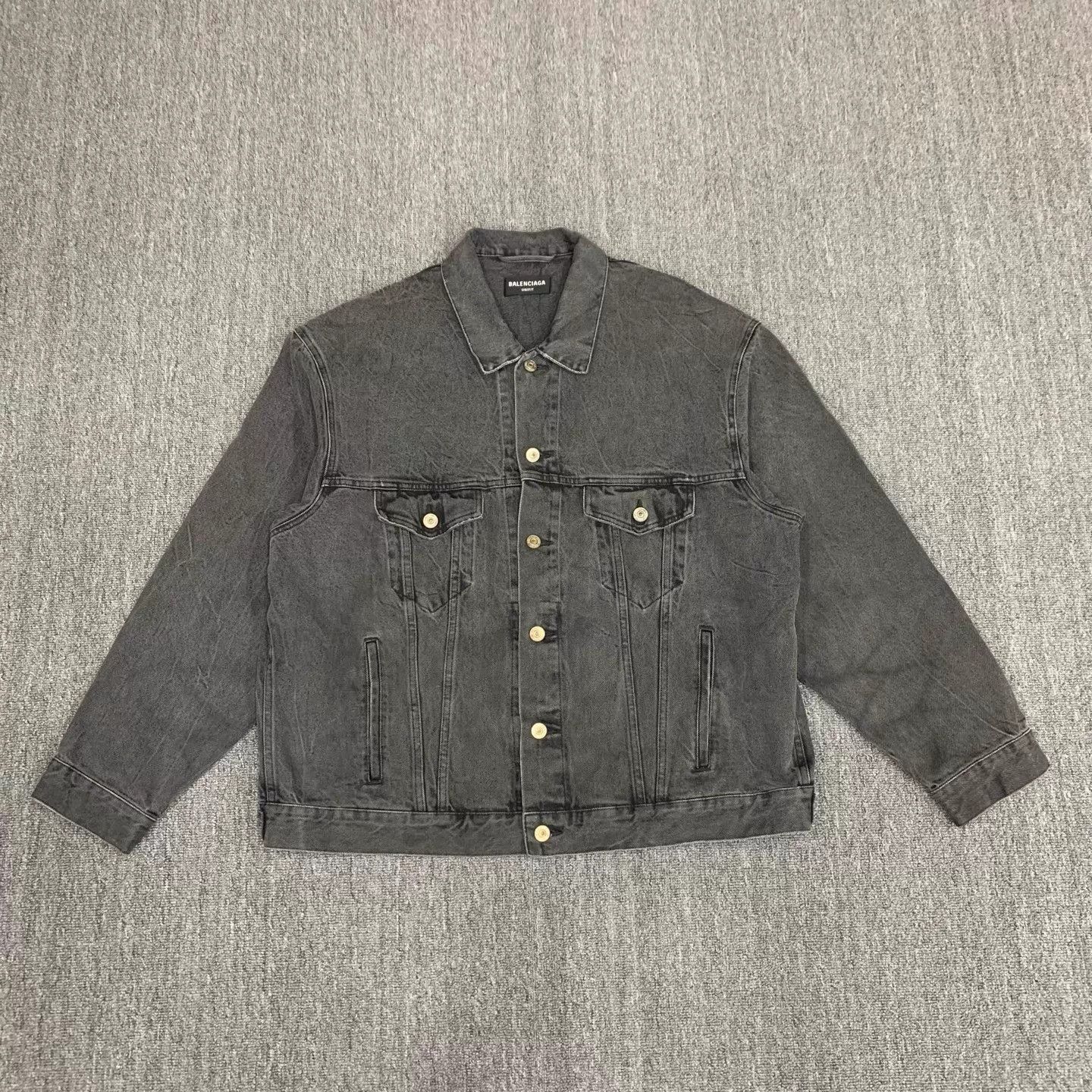 Balenciaga Balenciaga Washed Black Embroidered Denim Jacket S 98 New Size US S / EU 44-46 / 1 - 1 Thumbnail