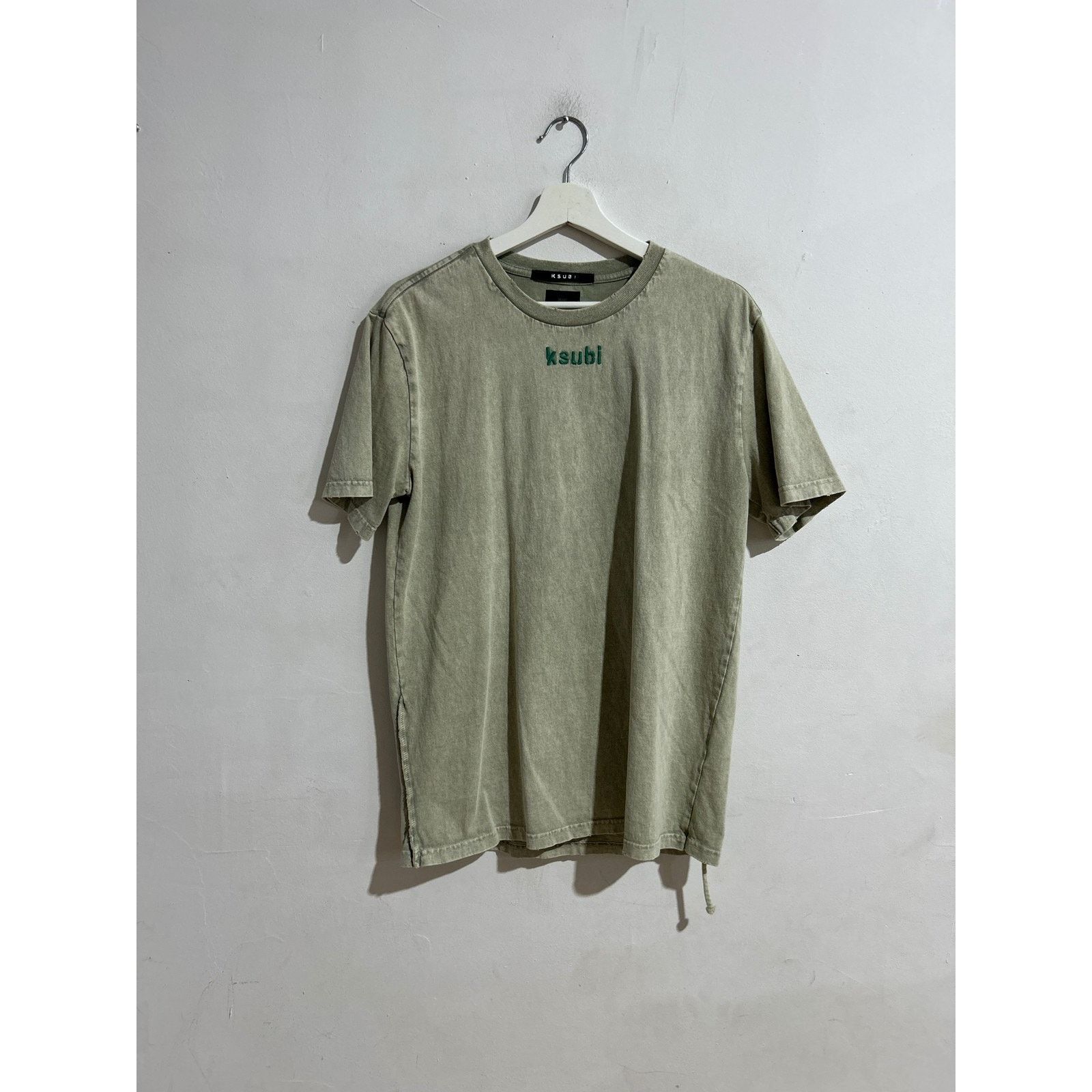 Ksubi KSUBI RESIST KASH GREEN TEE SIZE SMALL PREOWNED Size US S / EU 44-46 / 1 - 1 Thumbnail