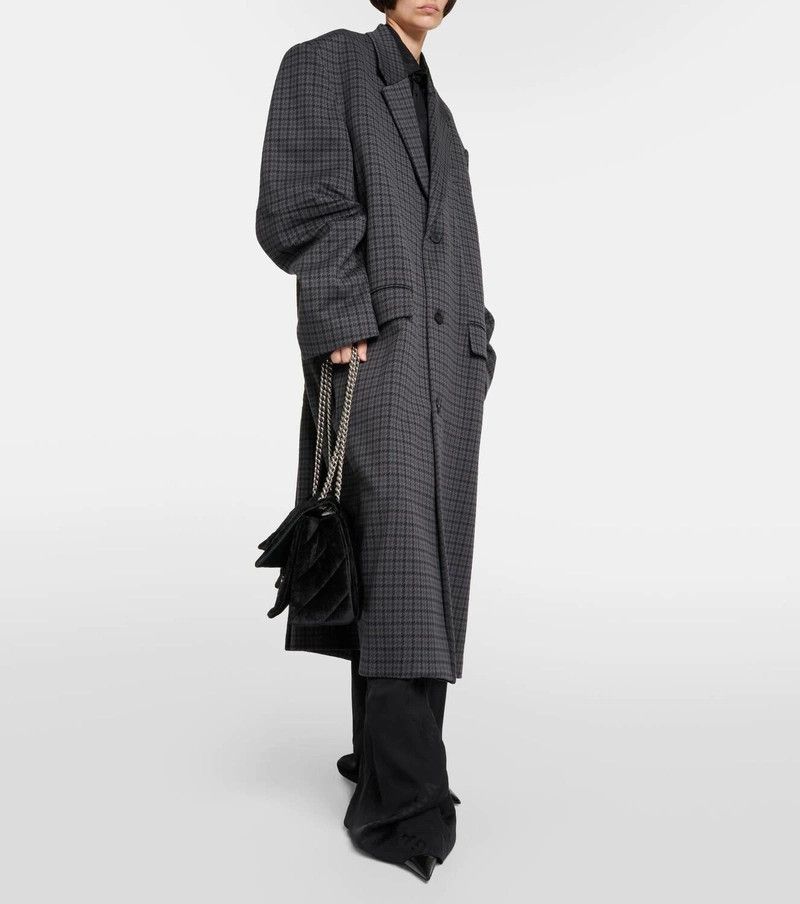 Balenciaga Balenciaga Oversized Houndstooth Coat in Grey and Black Size US M / EU 48-50 / 2 - 7 Thumbnail