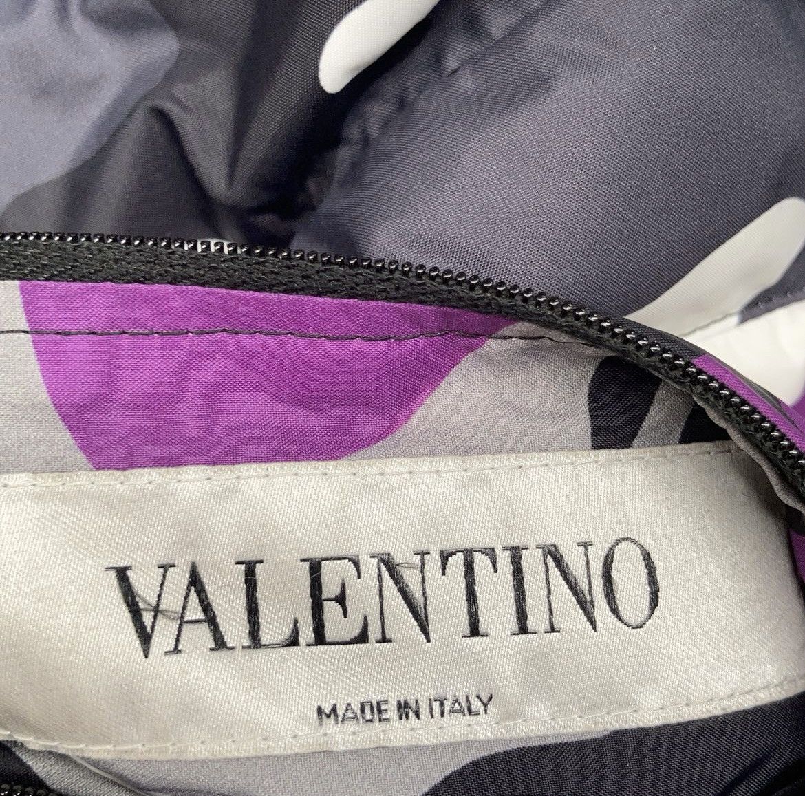 Valentino VALENTINO GARAVANI Camoushuffle reversible puffer jacket Size US M / EU 48-50 / 2 - 6 Thumbnail