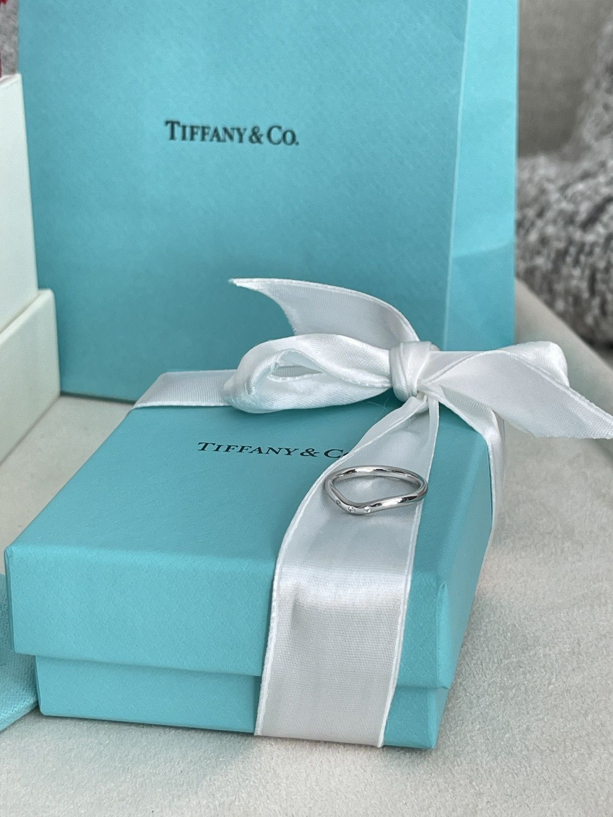Tiffany & Co. Tiffany & Co. Elsa Peretti Curved Band WG 3 Dia 4.5 $1500 Size ONE SIZE - 5 Thumbnail