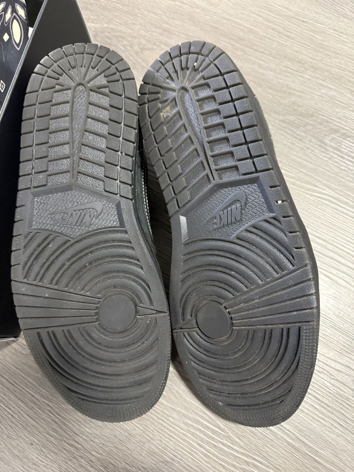 Nike × Travis Scott Travis Scott x Air Jordan 1 Retro Low OG SP 'Black Phantom' Size US 8.5 / EU 41-42 - 5 Thumbnail