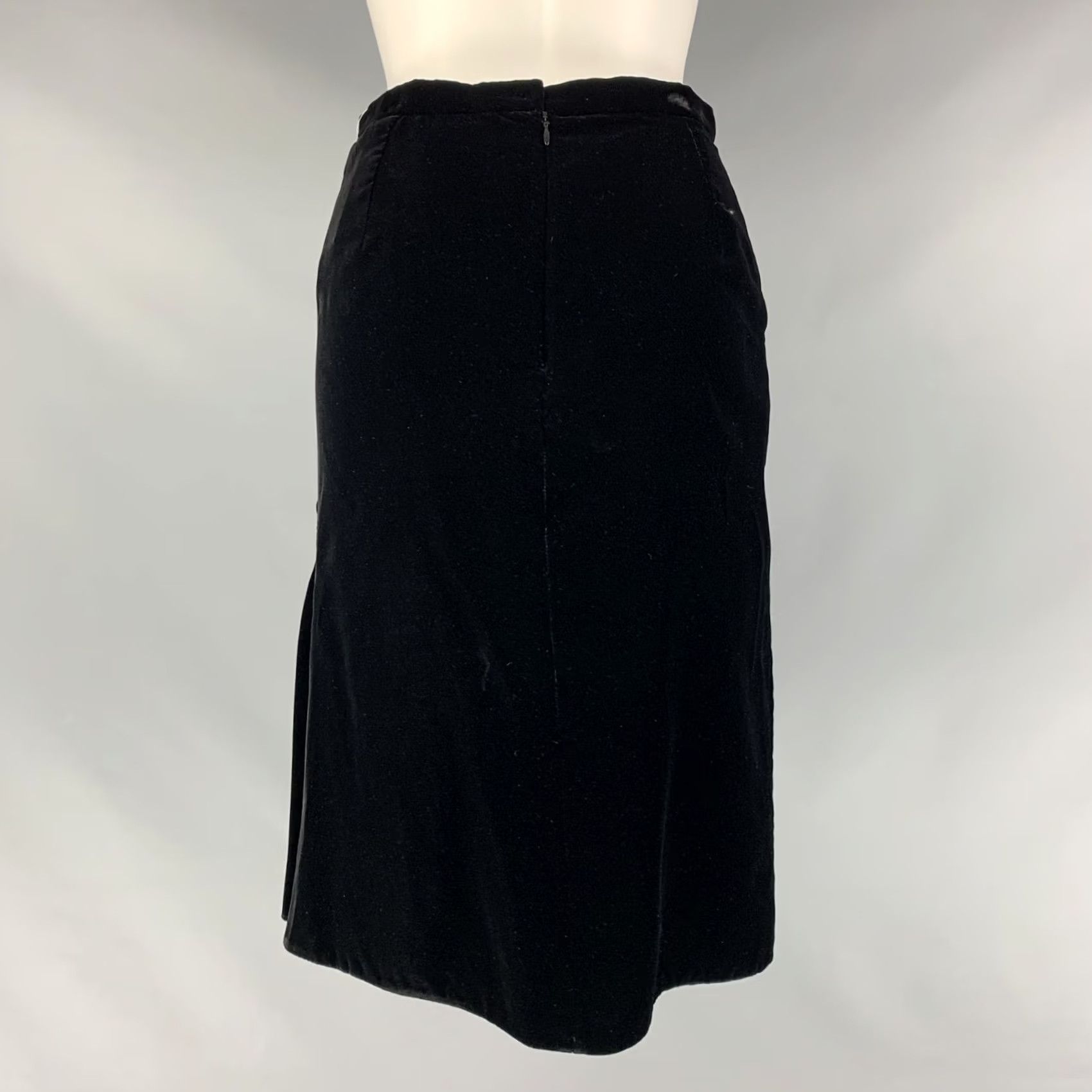 Dolce & Gabbana DOLCE & GABBANA Skirt Size 4 Black Viscose Silk Pleated Size 27" / US 4 / IT 40 - 3 Thumbnail