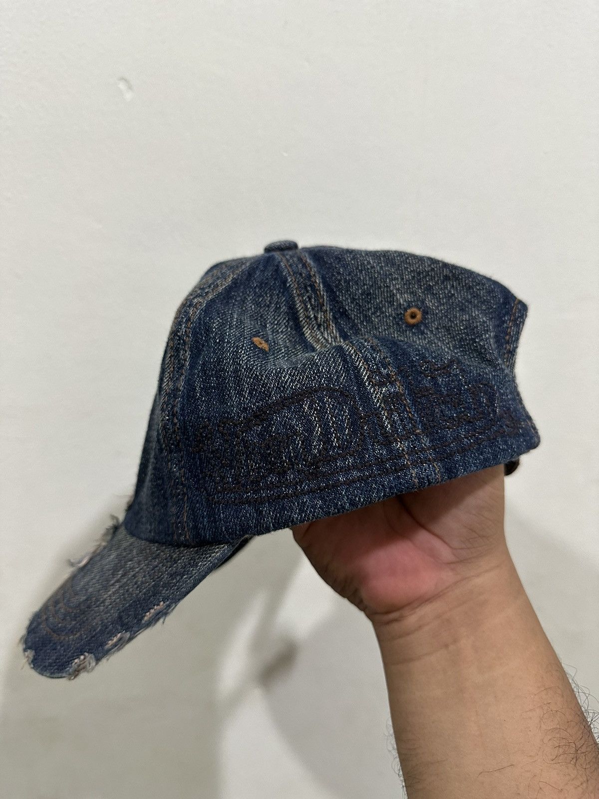 Von Dutch Y2K Distress Von Dutch Limited Edition PUNK Hat Size ONE SIZE - 4 Thumbnail