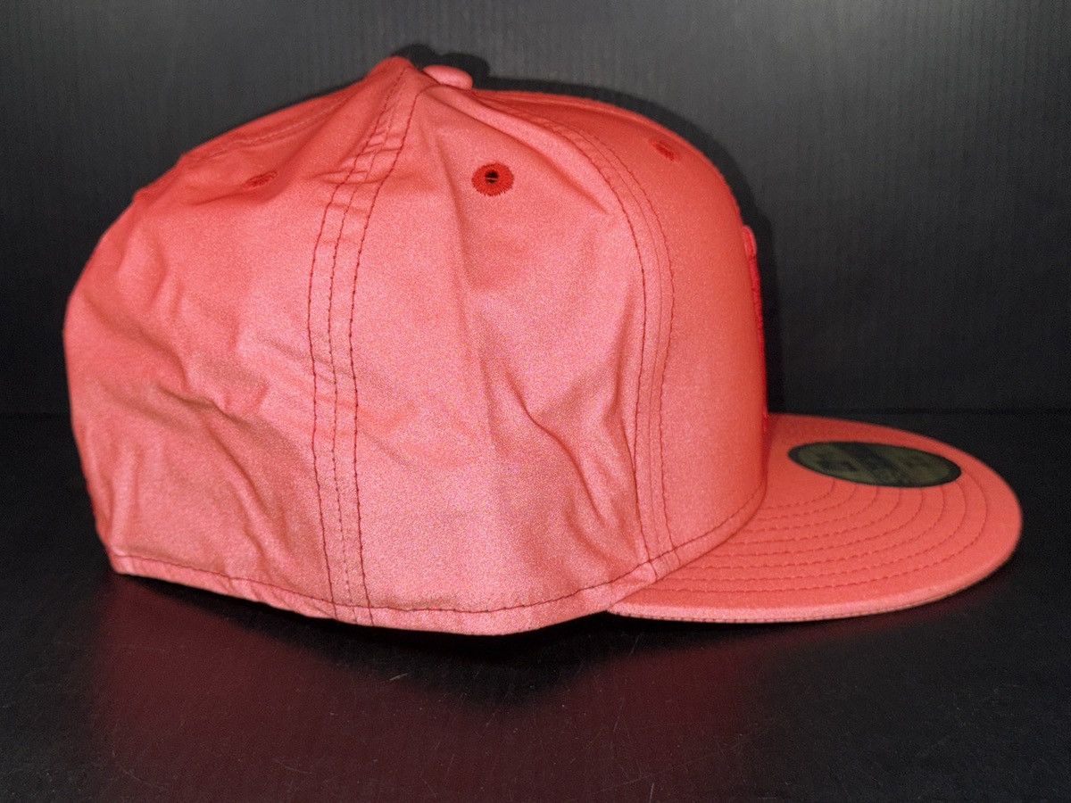 Huf × New Era HUFSF S/S 2007 x NEW ERA FITTED CAP 3M REFLECTIVE 7 3/8 Size ONE SIZE - 4 Thumbnail