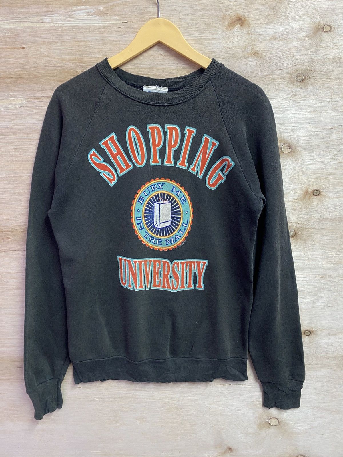 Other vintage 80' "Shopping Mall University" graphic sweatshirt Size US S / EU 44-46 / 1 - 1 Thumbnail