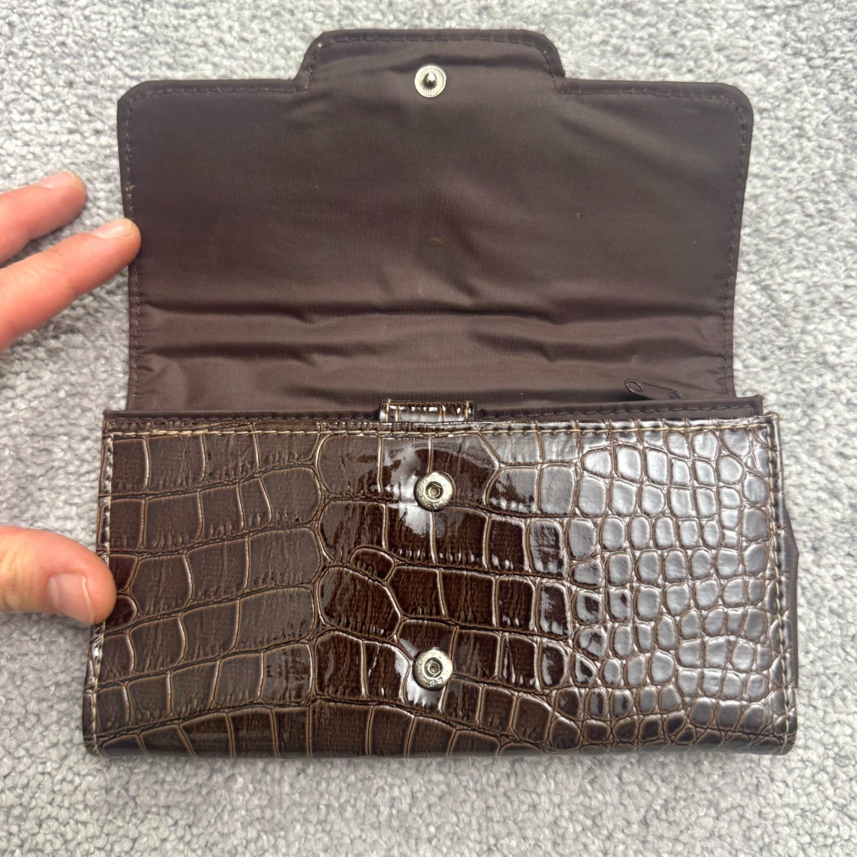 Vintage VINTAGE Faux Leather Croc Embossed Long Wallet Clutch Card Slot Brown Women's Wallet Classic Size ONE SIZE - 4 Thumbnail