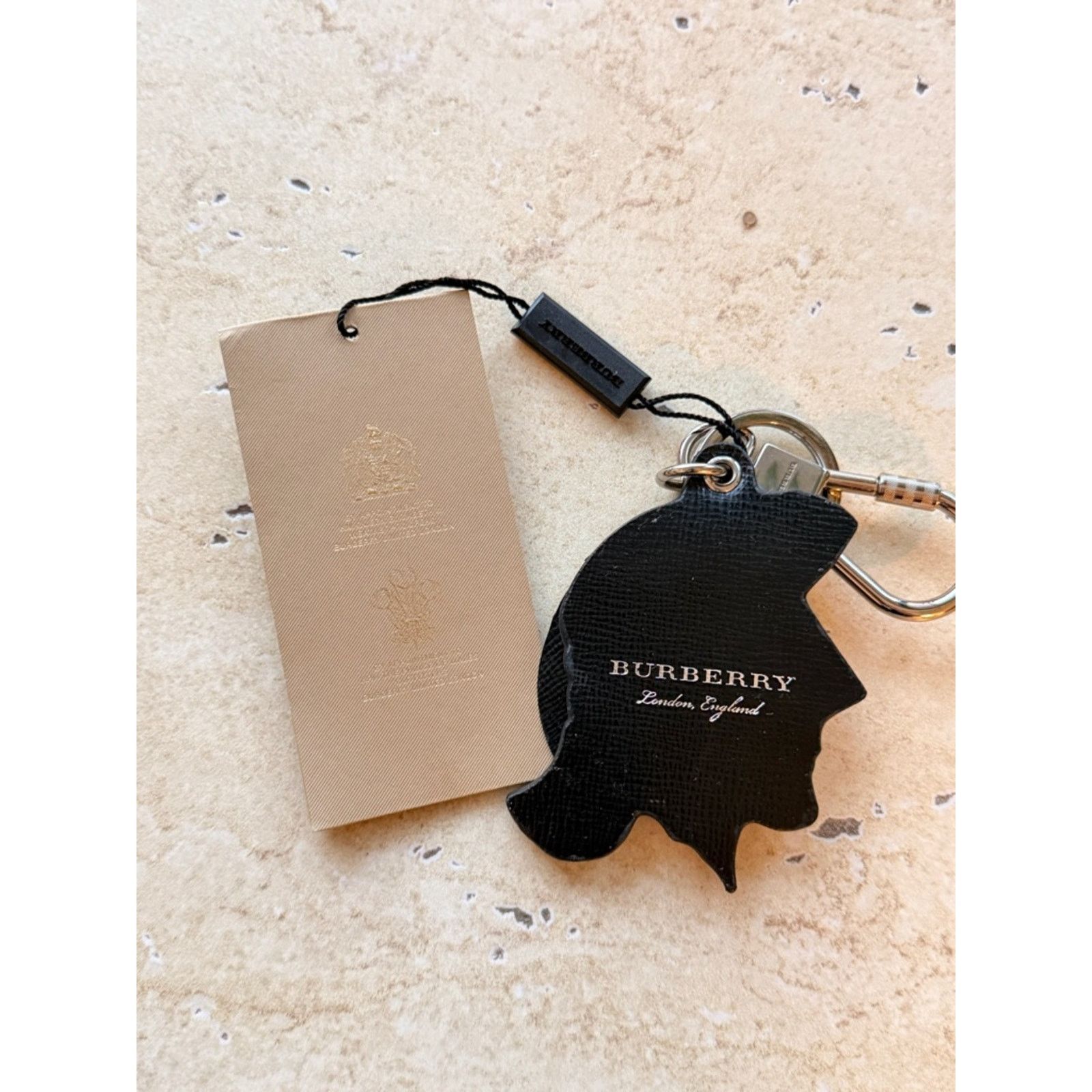 Burberry NWT Burberry Helmet Charm Black and White Keychain Silver Size ONE SIZE - 7 Thumbnail