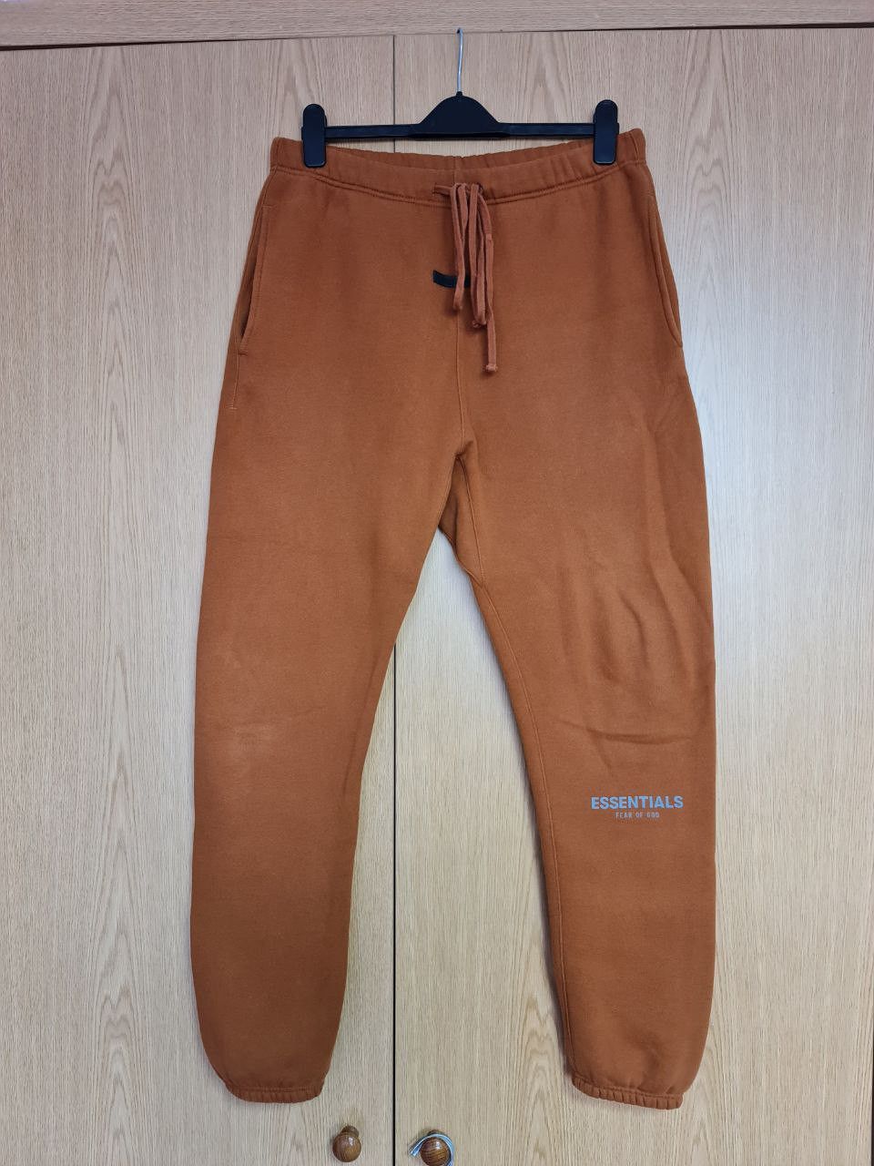 Essentials Essentials Fear of God Orange Sweatpants Size US 34 / EU 50 - 1 Thumbnail