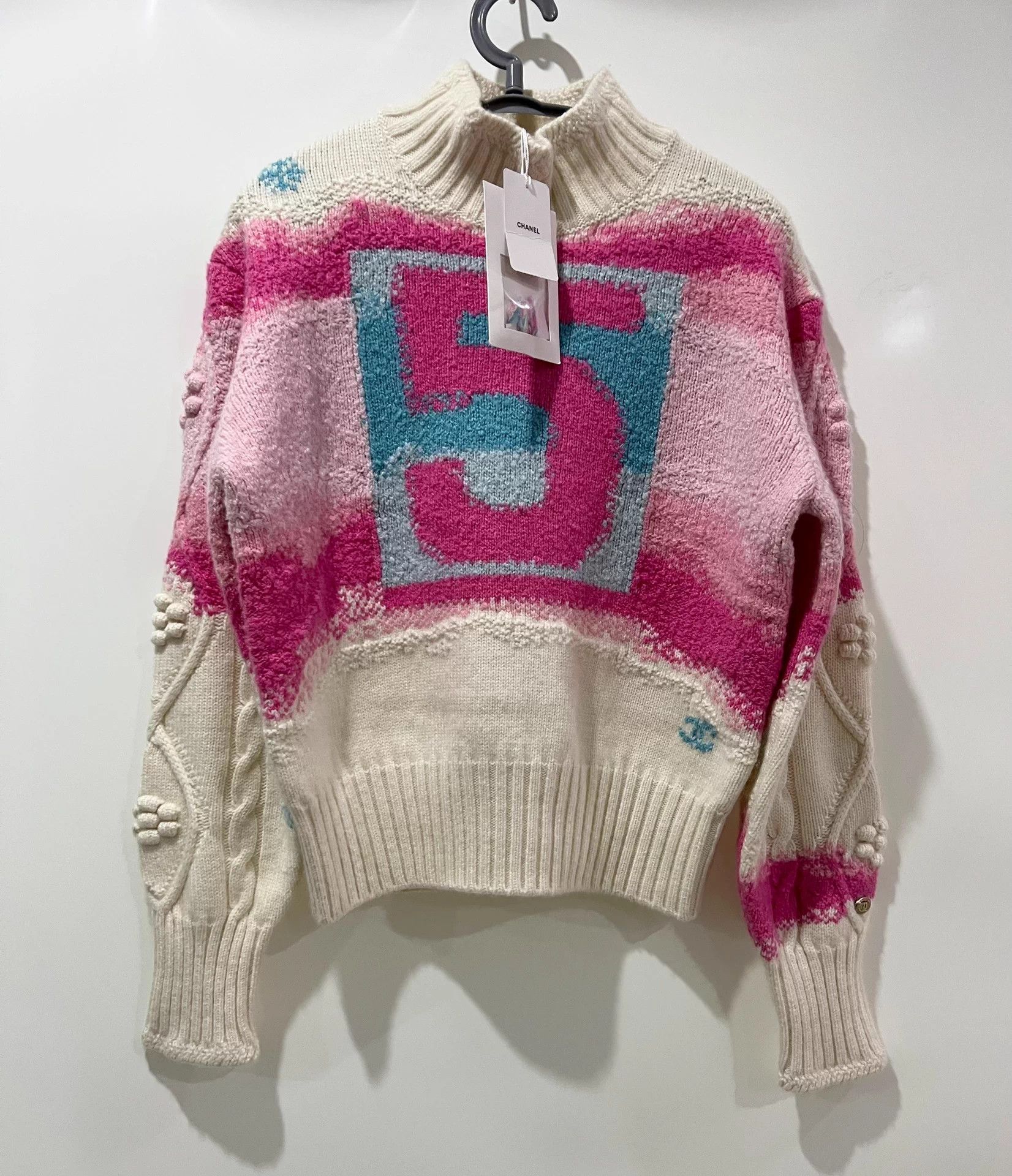 Chanel Chanel Ski Pink No.5 Cashmere Turtleneck 38 Women's Size S / US 4 / IT 40 - 2 Thumbnail