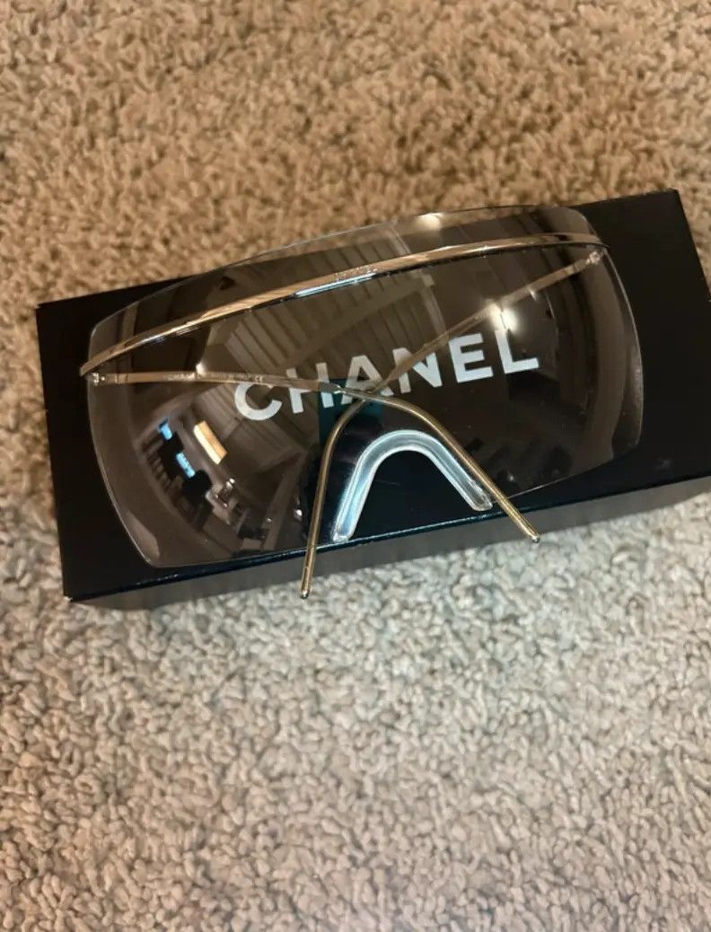 Chanel × Vintage CHANEL Sunglasses Mask Visor Rimless Ski Shield 4033 Size ONE SIZE - 1 Thumbnail