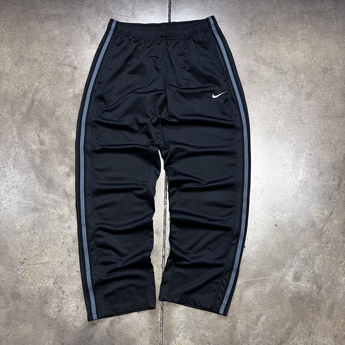Nike Vintage Y2K Nike Mini Swoosh Sweatpants Baggy Wide Leg Size US 30 / EU 46 - 1 Thumbnail