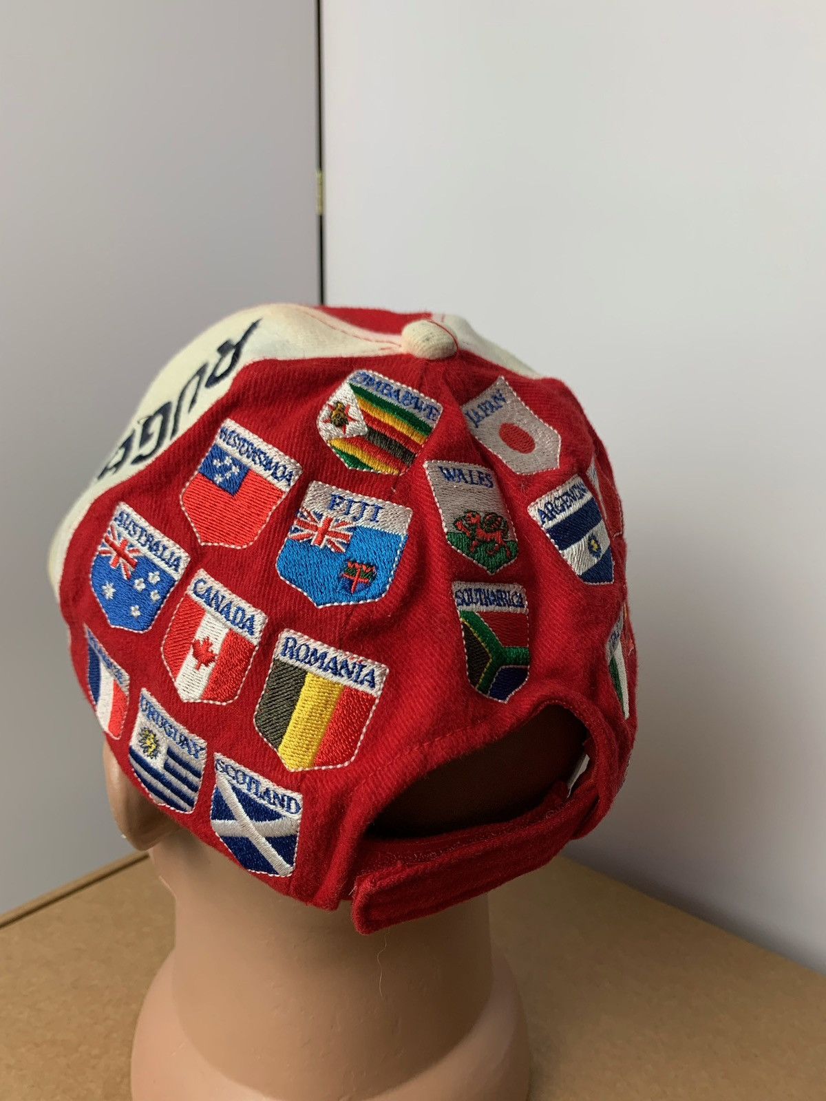 Vintage England interesting rugby cap Vintage worldwide Size ONE SIZE - 5 Thumbnail