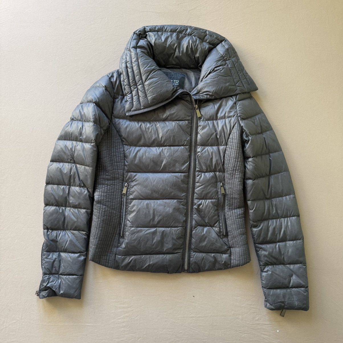 Saks Fifth Avenue Saks Fifth Avenue Asymmetrical Zip Funnel Neck Puffer Jacket Size S / US 4 / IT 40 - 1 Thumbnail