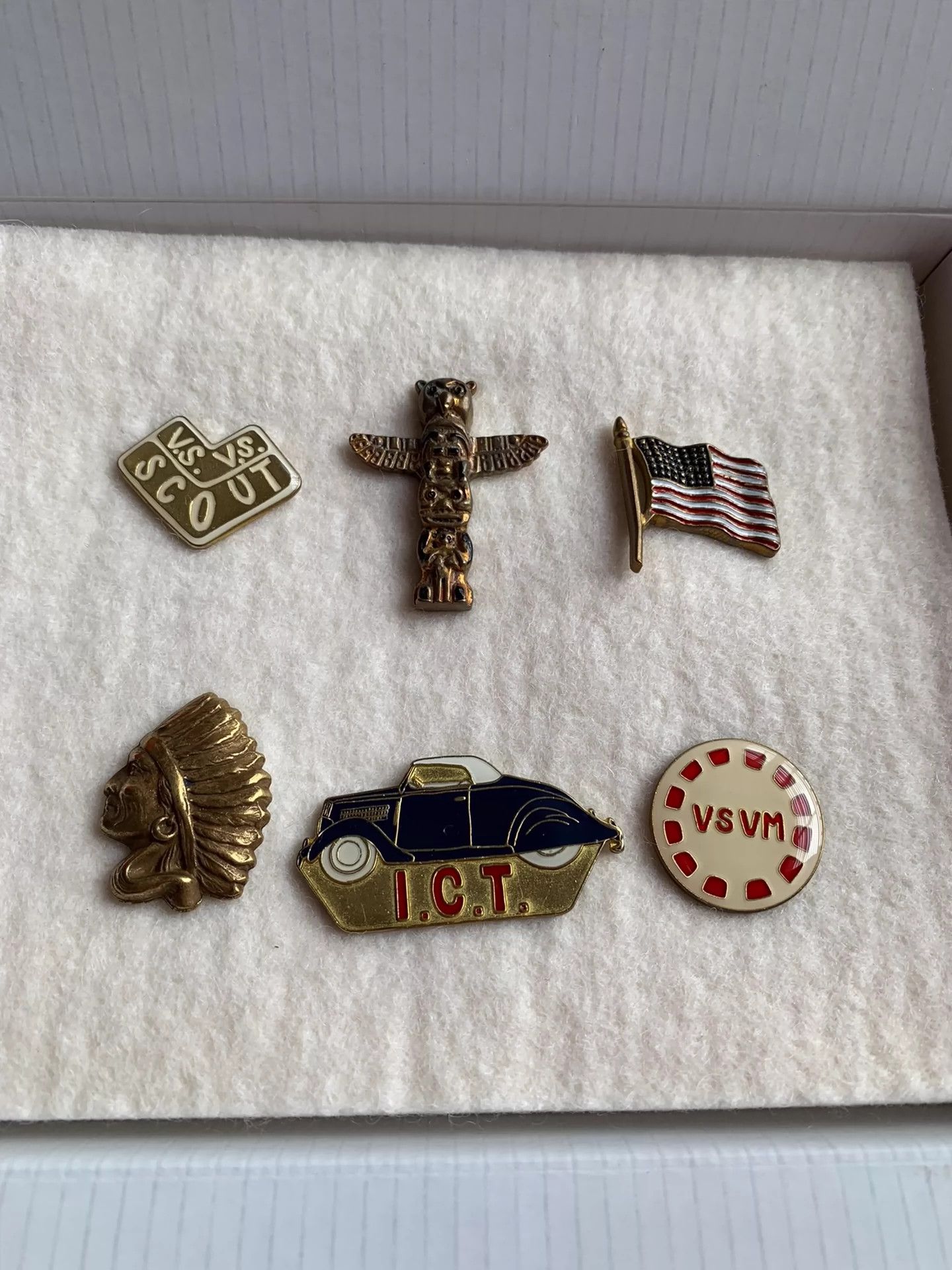 visvim pin badge set ピンバッジ　ビズビム Visvim VISVIM PIN BADGE SET - ULTRA RARE | Grailed