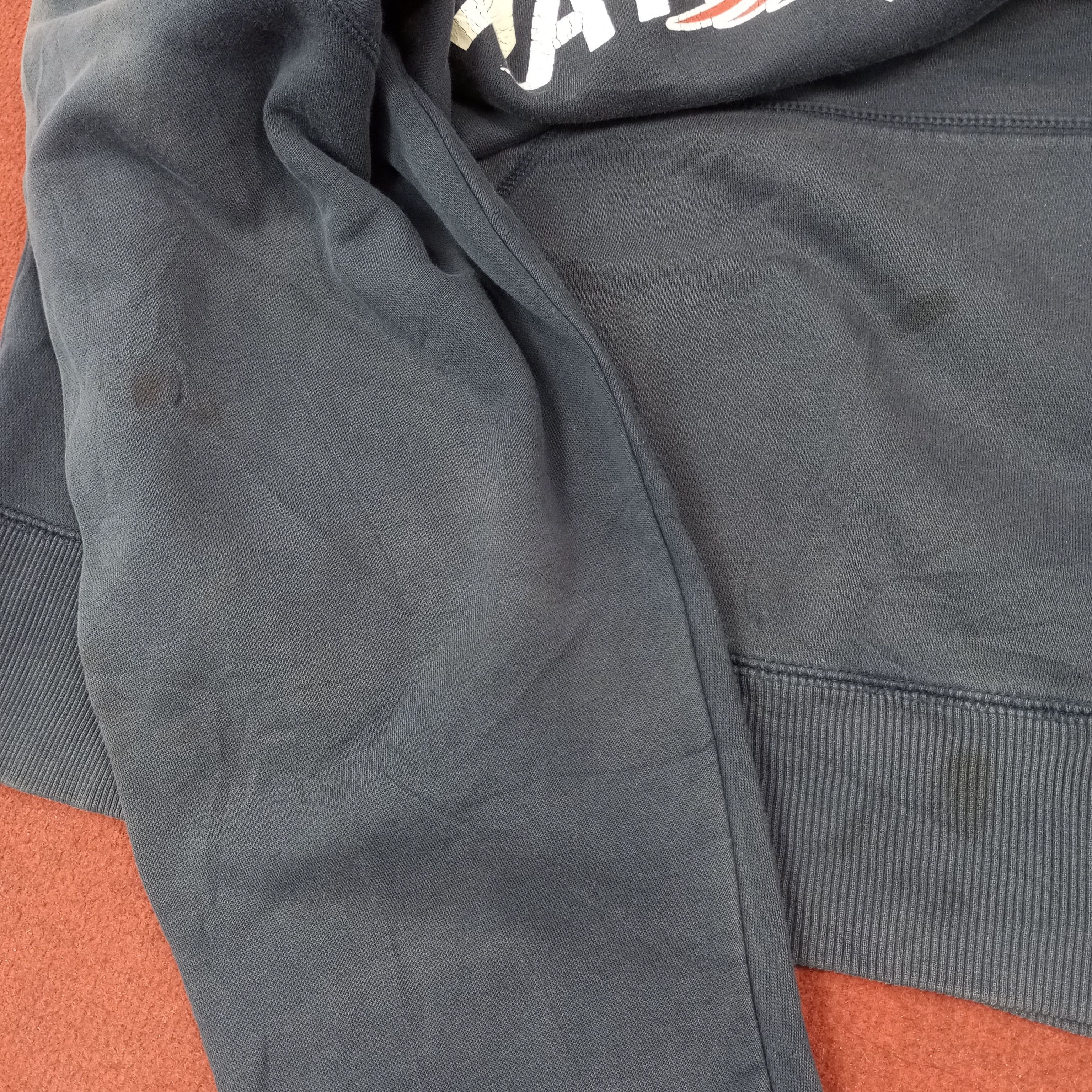 NFL × Nike × Vintage Nike New England Patriots NFL Team Hoodies c215n25 Size US XXL / EU 58 / 5 - 10 Thumbnail