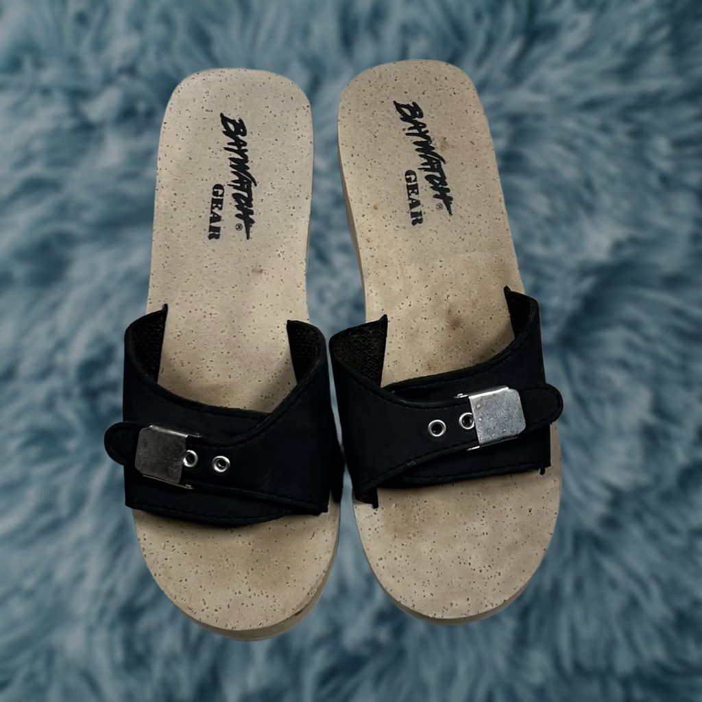 Vintage Baywatch Gear Sandals Women Sandal 7 Black Flip Flop Synthetic Unbranded Shoes Mens? Size US 7 / IT 37 - 1 Thumbnail