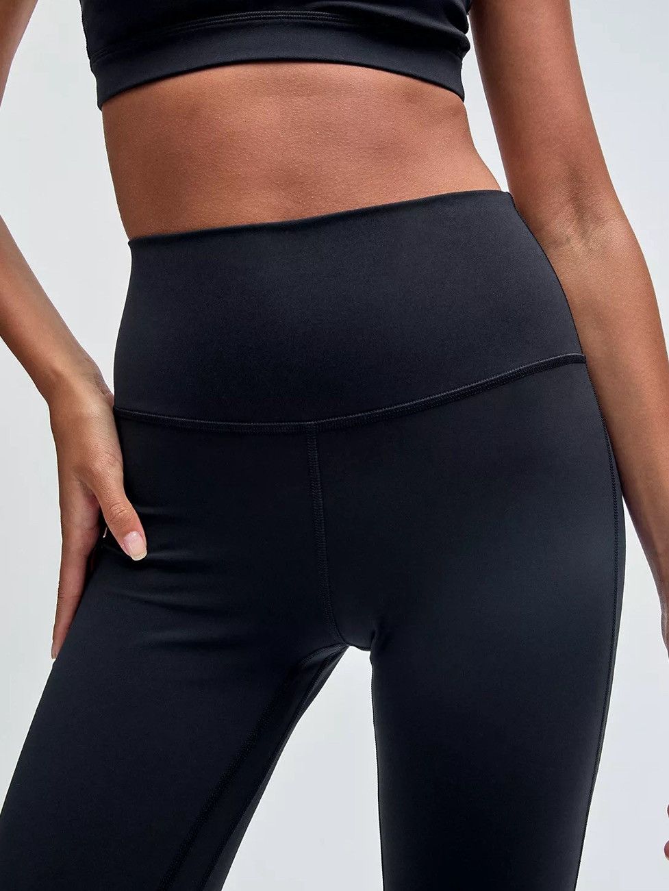 Lululemon Mini Flare Leggings Size 26" / US 2 / IT 38 - 3 Thumbnail