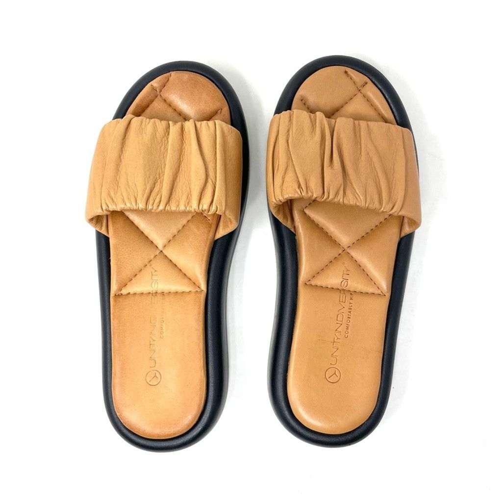 Other NEW Unity in Diversity Tan Scrunch Leather Slide Sandal US 7 Size US 7 / IT 37 - 6 Thumbnail