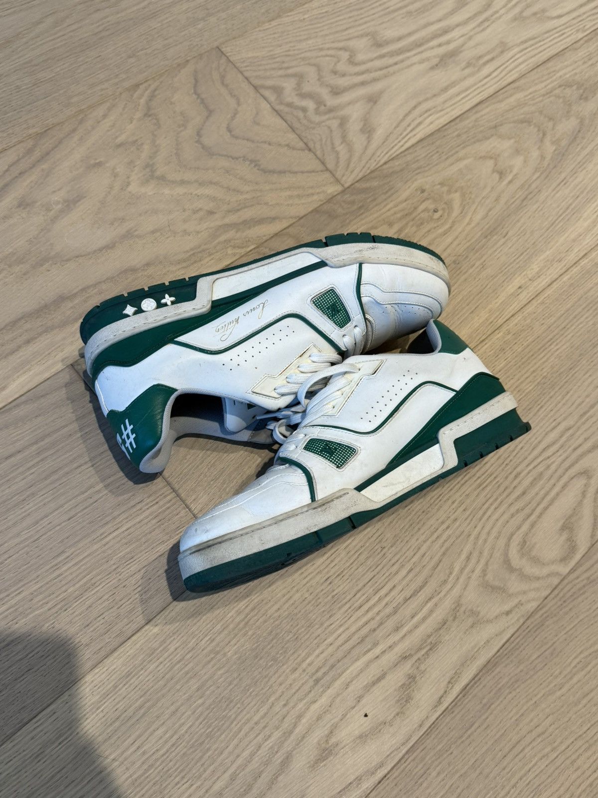 Louis Vuitton Louis Vuitton Virgil Abloh Green Trainer Size US 10.5 / EU 43-44 - 2 Thumbnail
