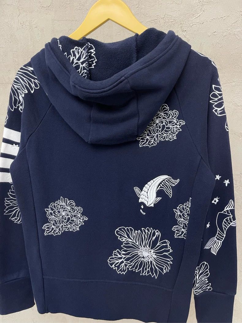 Thom Browne Thom browne Navy blue heavy industry embroidered floral car Size US S / EU 44-46 / 1 - 5 Thumbnail