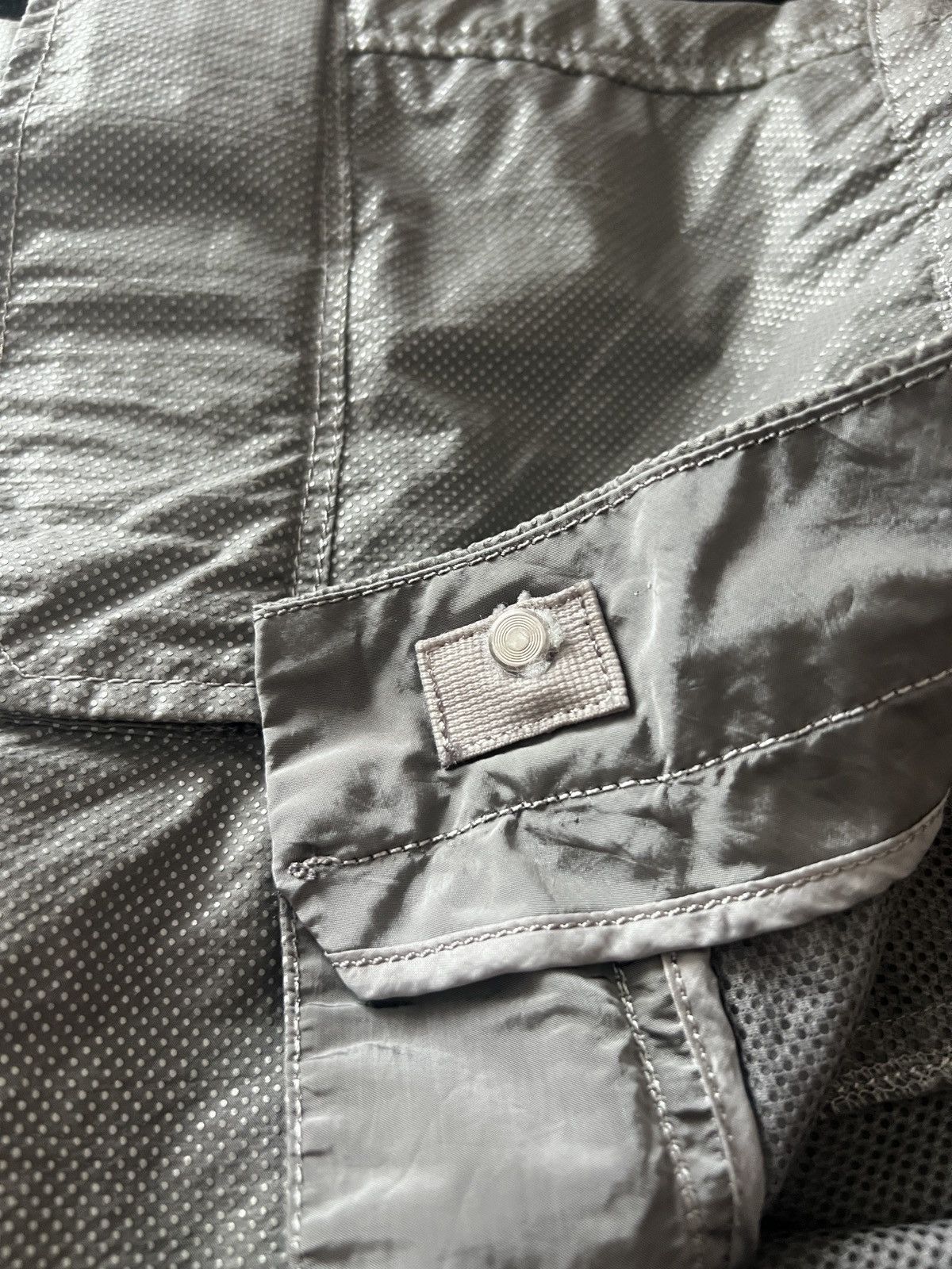 Stone Island 🔥🔥 Stone Island Pixel Reflective Shorts Size US 31 - 11 Thumbnail