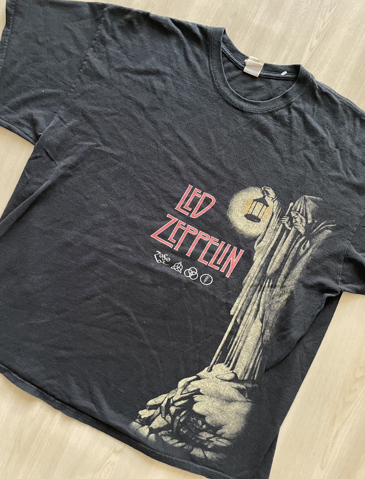 Vintage Vintage Y2K LED Zeppelin Stairway To Heaven Shirt Mens 2XL Size US XXL / EU 58 / 5 - 2 Thumbnail