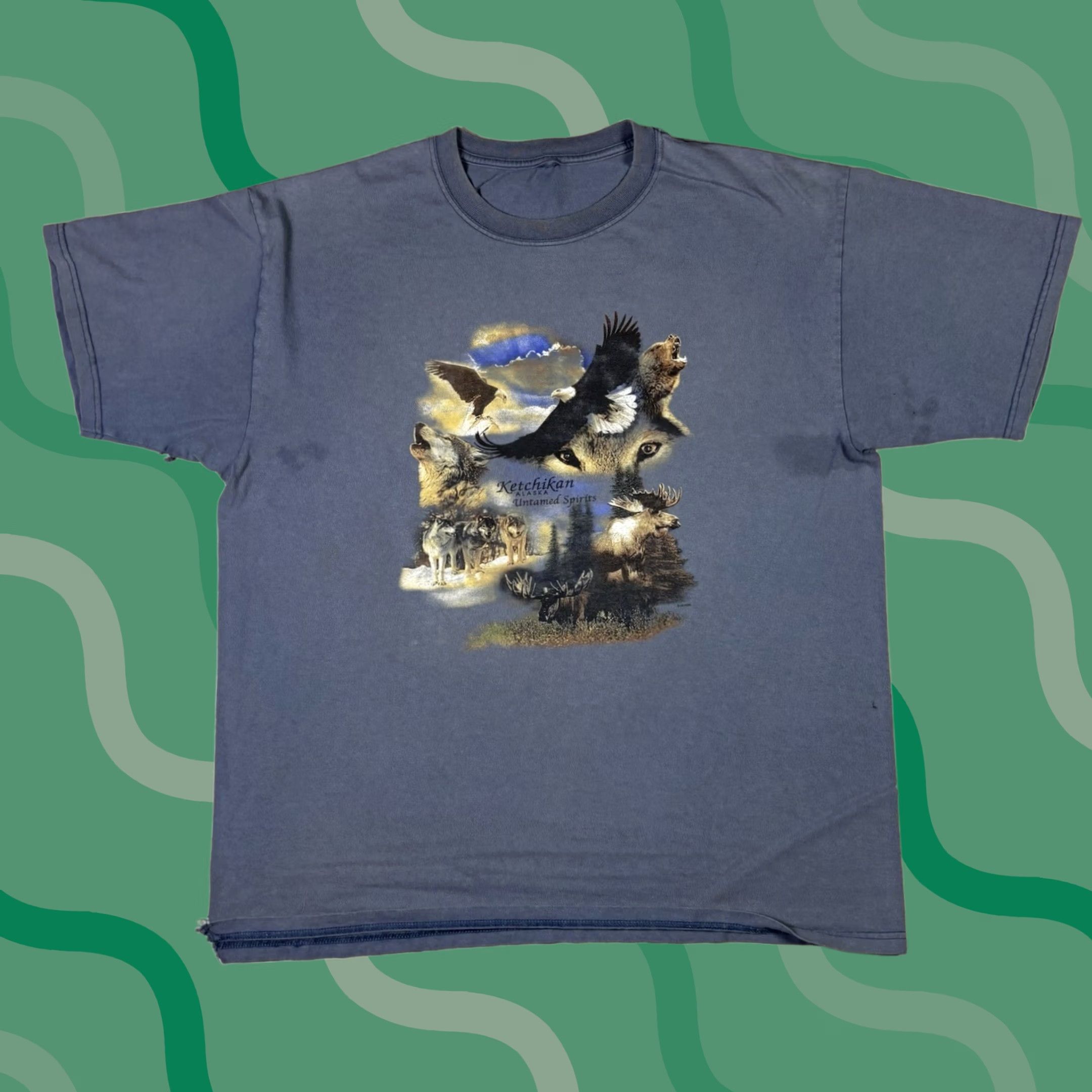 Gildan VINTAGE 90s Alaska Nature Outdoors Animal T Shirt XL Blue Distressed Mens Size US XL / EU 56 / 4 - 1 Thumbnail